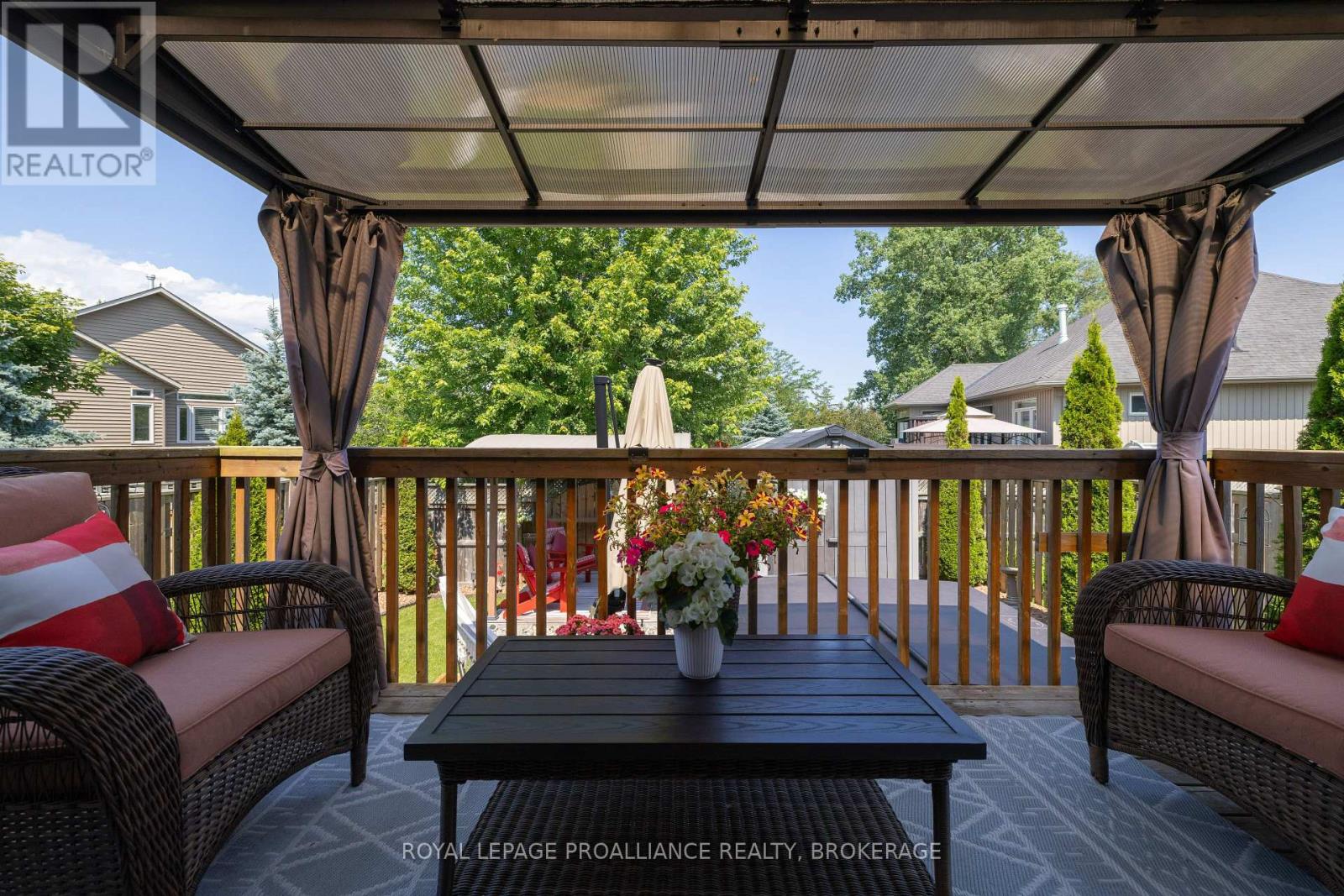 92 WINDERMERE BOULEVARD - 43