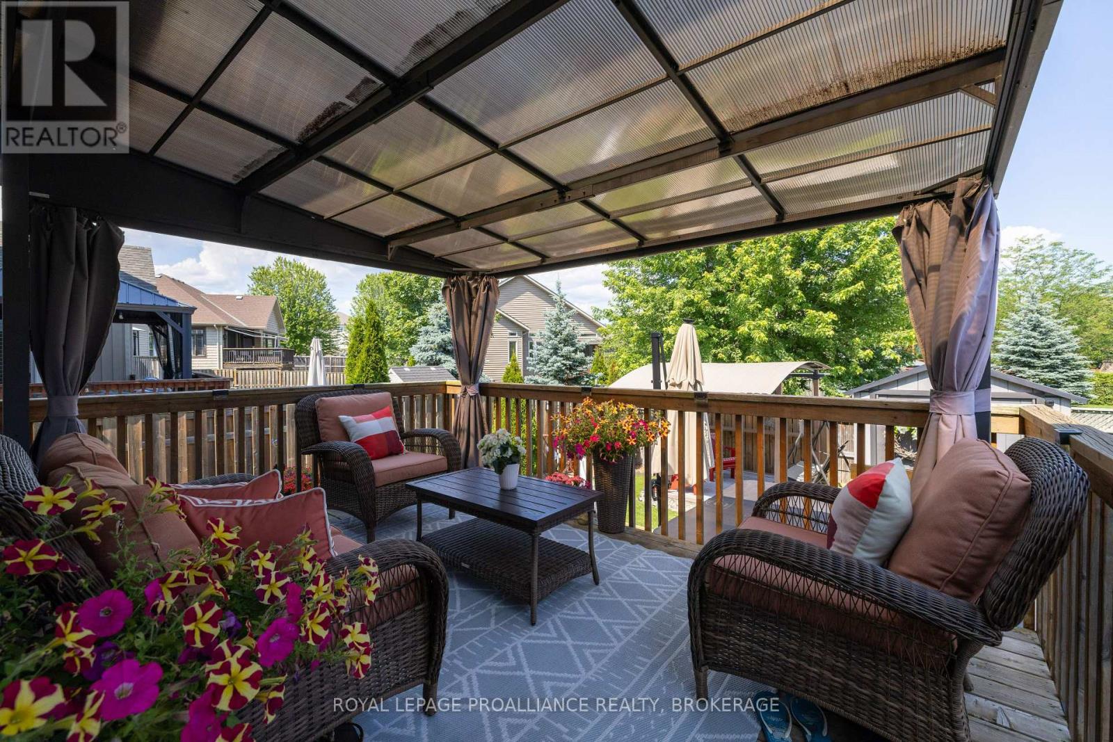 92 WINDERMERE BOULEVARD - 44
