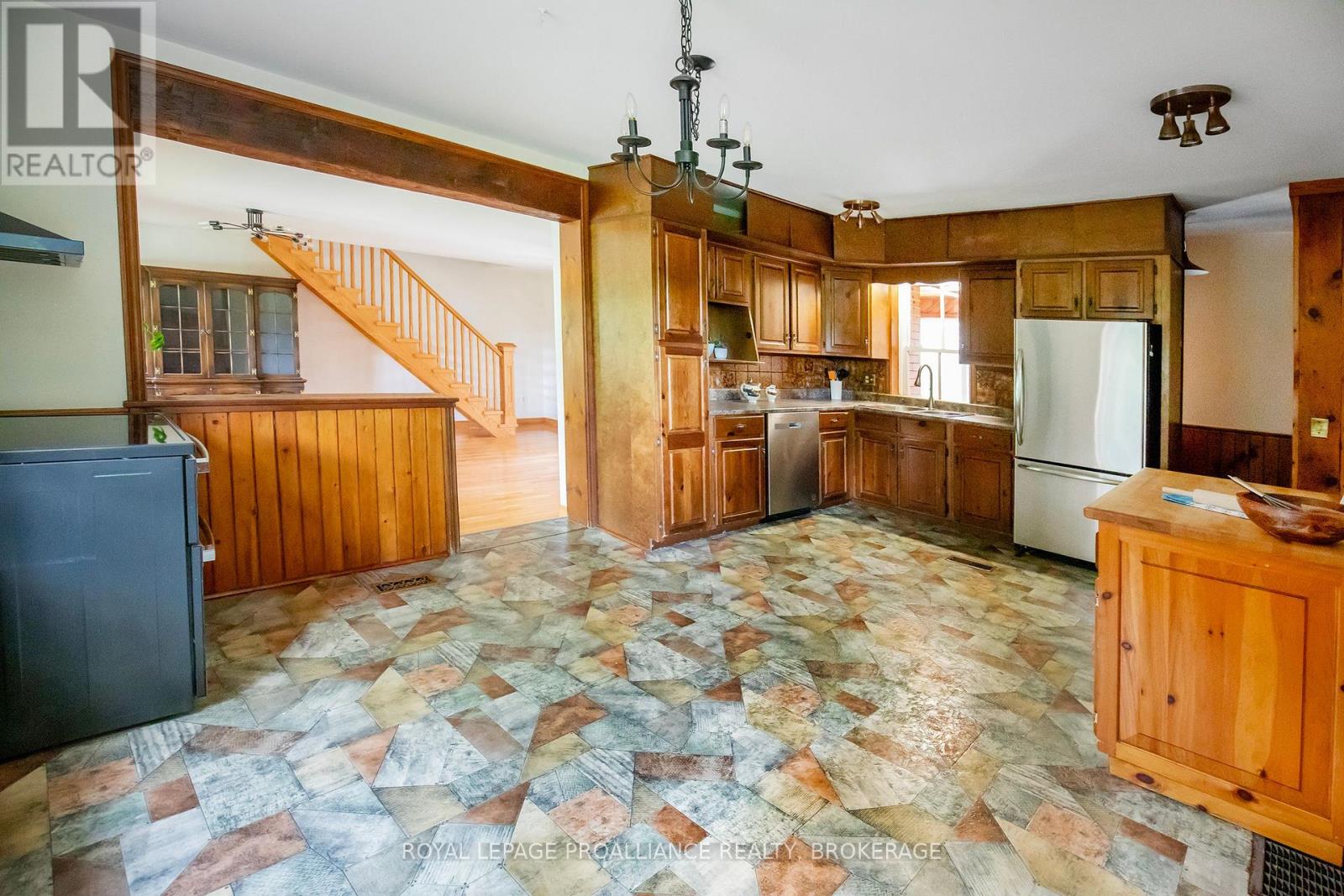 2345 HUGHES ROAD - 13