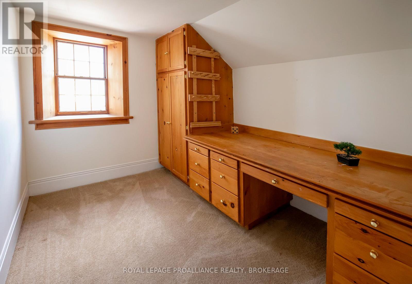 2345 HUGHES ROAD - 26