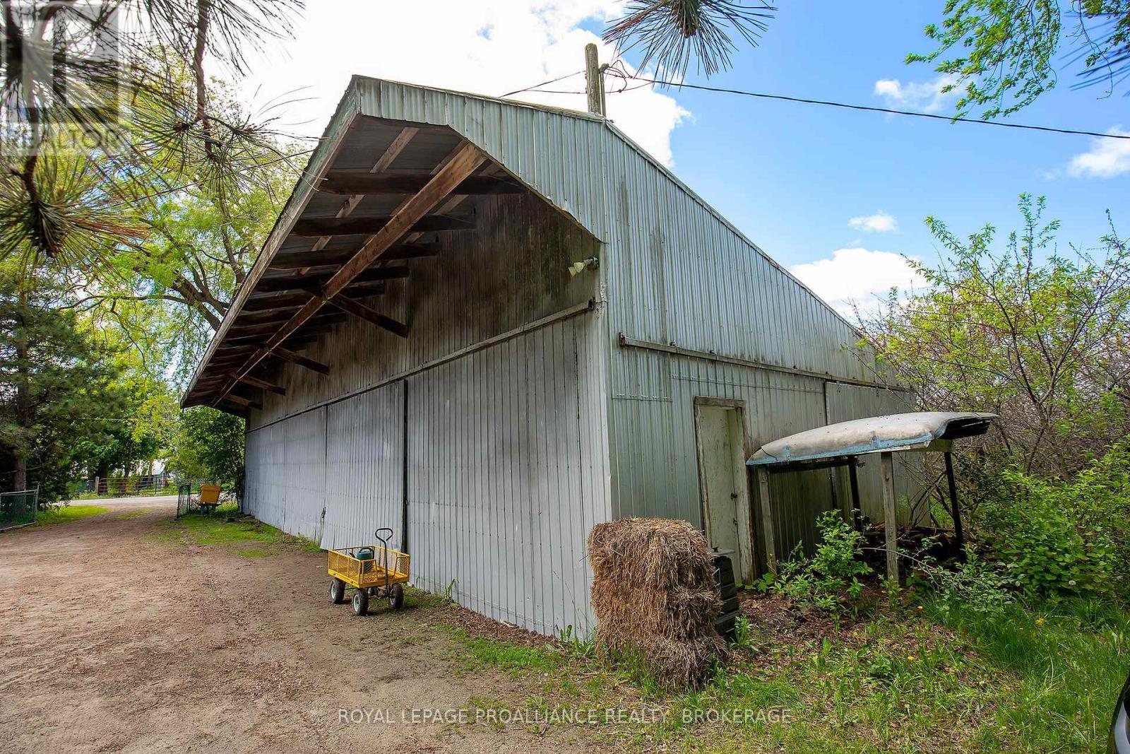 2345 HUGHES ROAD - 39
