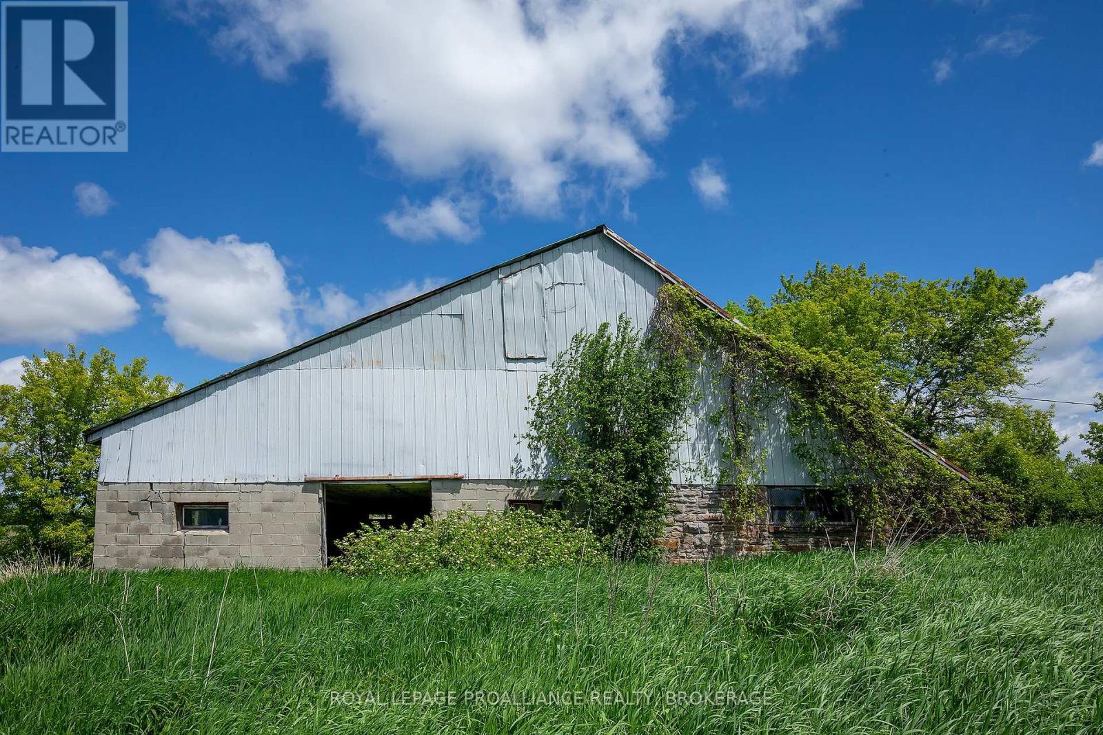 2345 HUGHES ROAD - 40