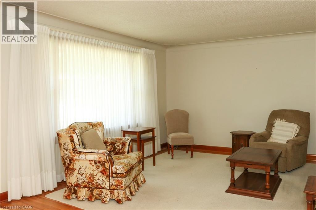 15 RICHARD Avenue - 7