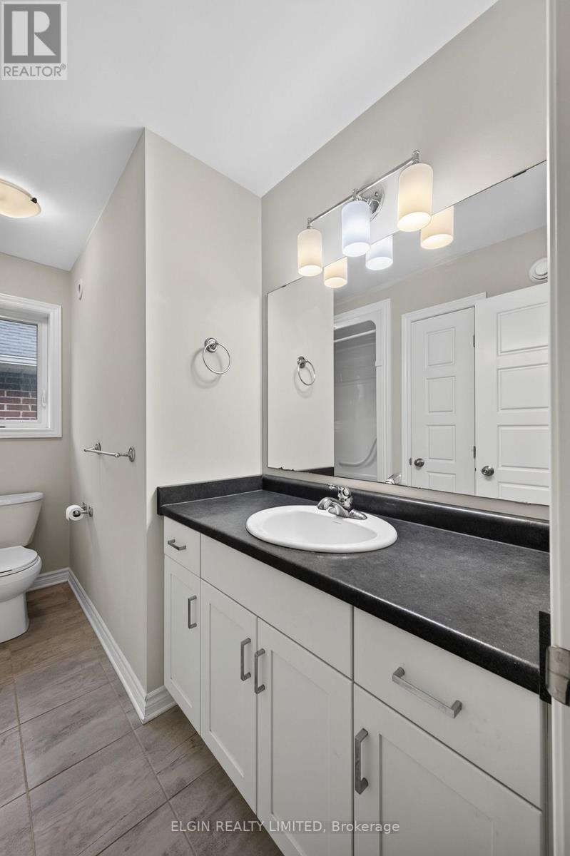 9 ASHBERRY PLACE - 21