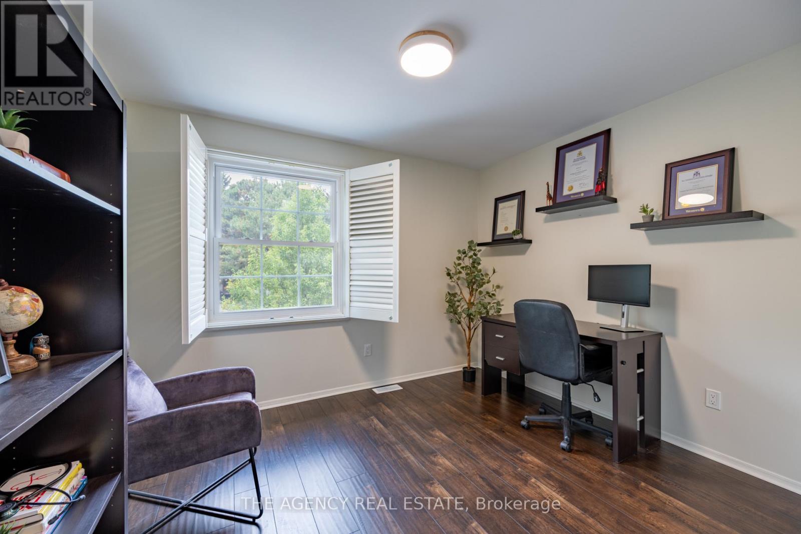 #70 470 WILKINS STREET - 24