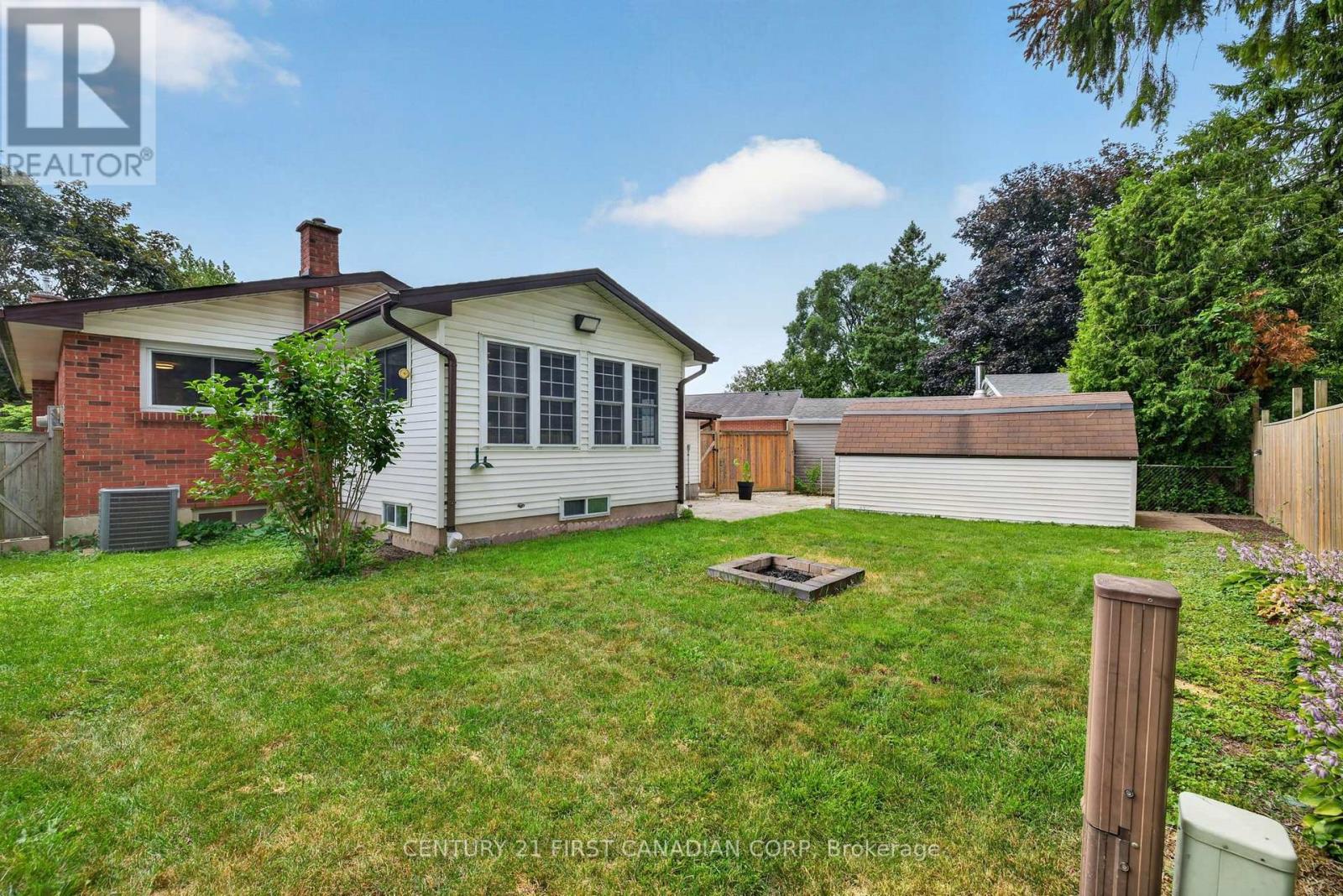 11 CORNELL CRESCENT - 25