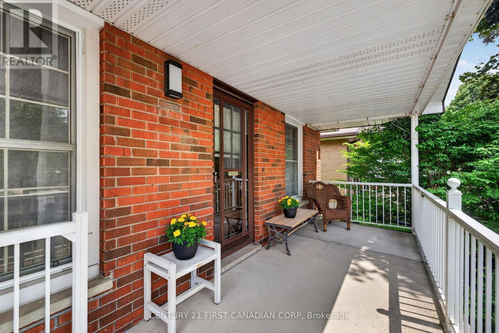 11 CORNELL CRESCENT - 4
