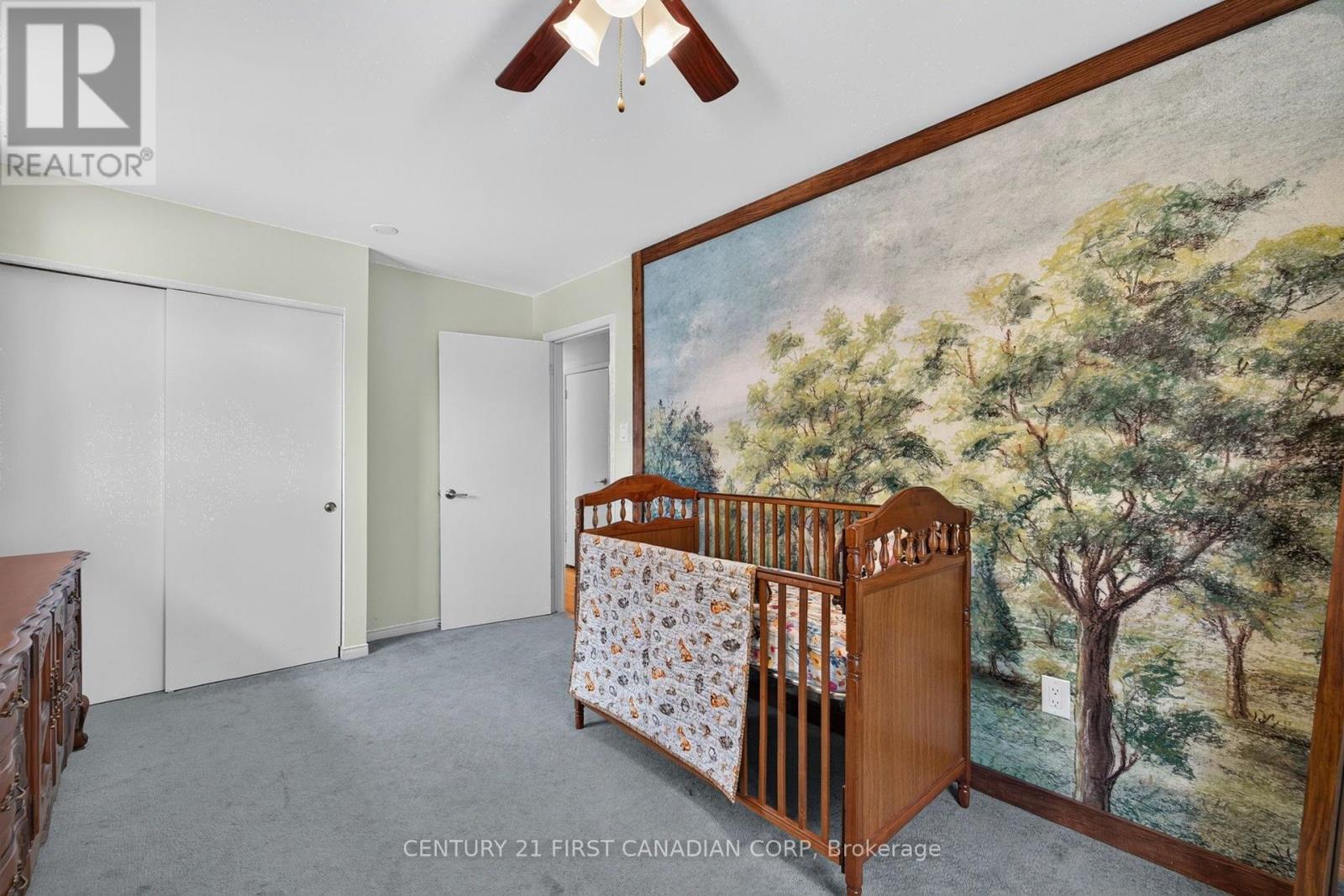 11 CORNELL CRESCENT - 9