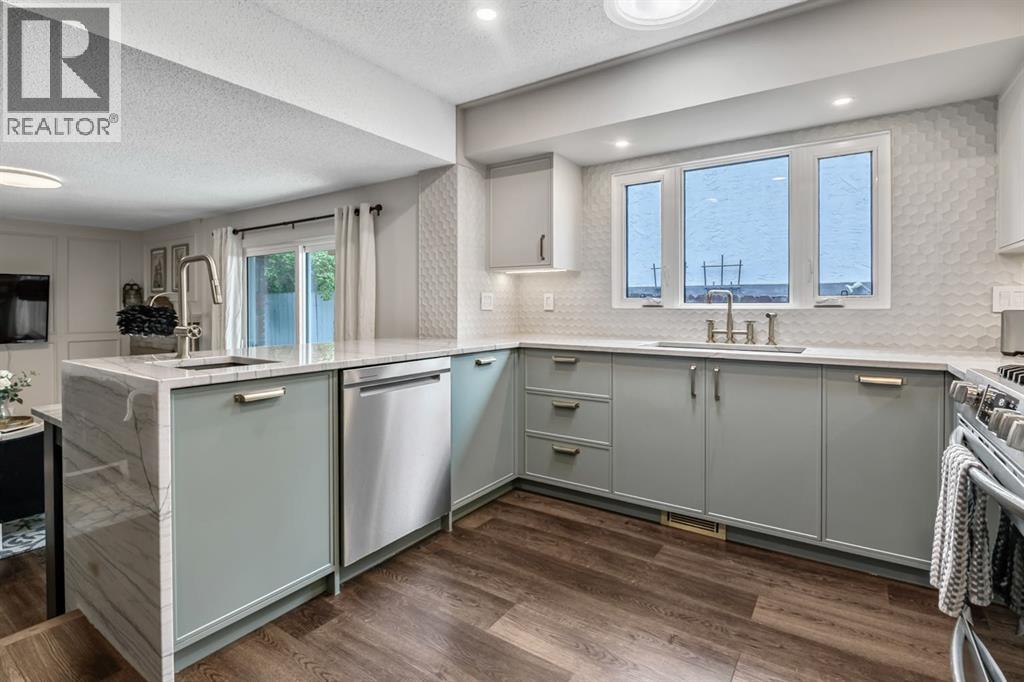 263 Silvergrove Place NW - 17