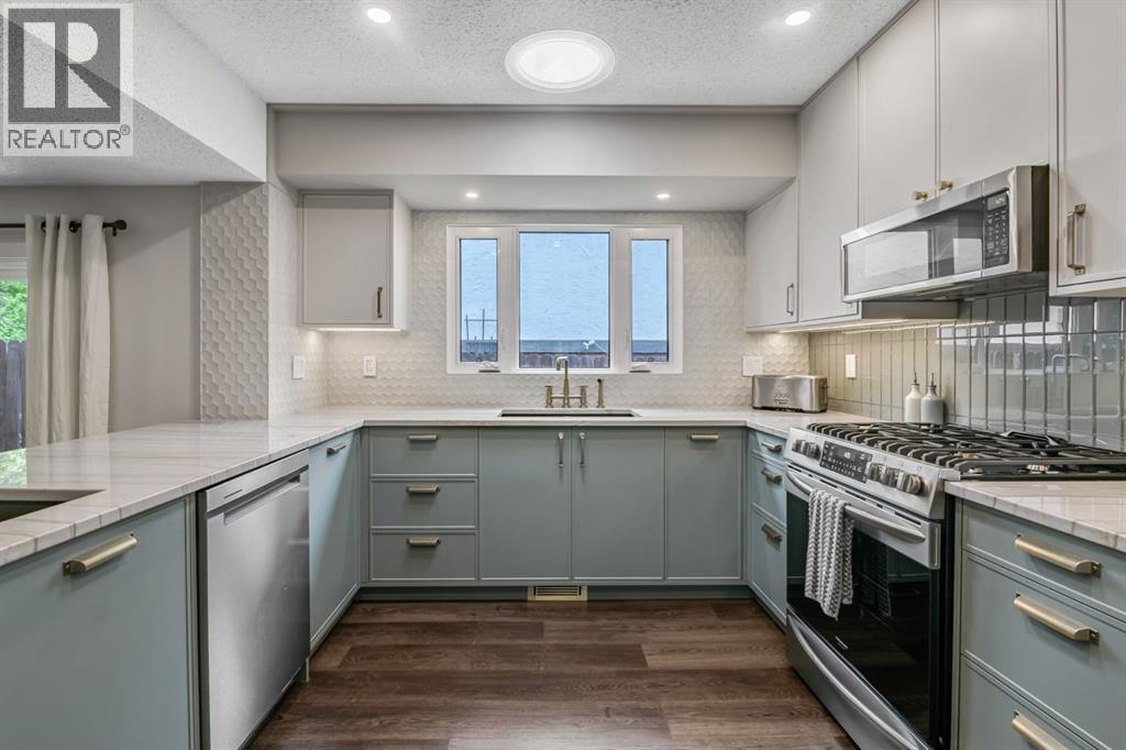 263 Silvergrove Place NW - 19