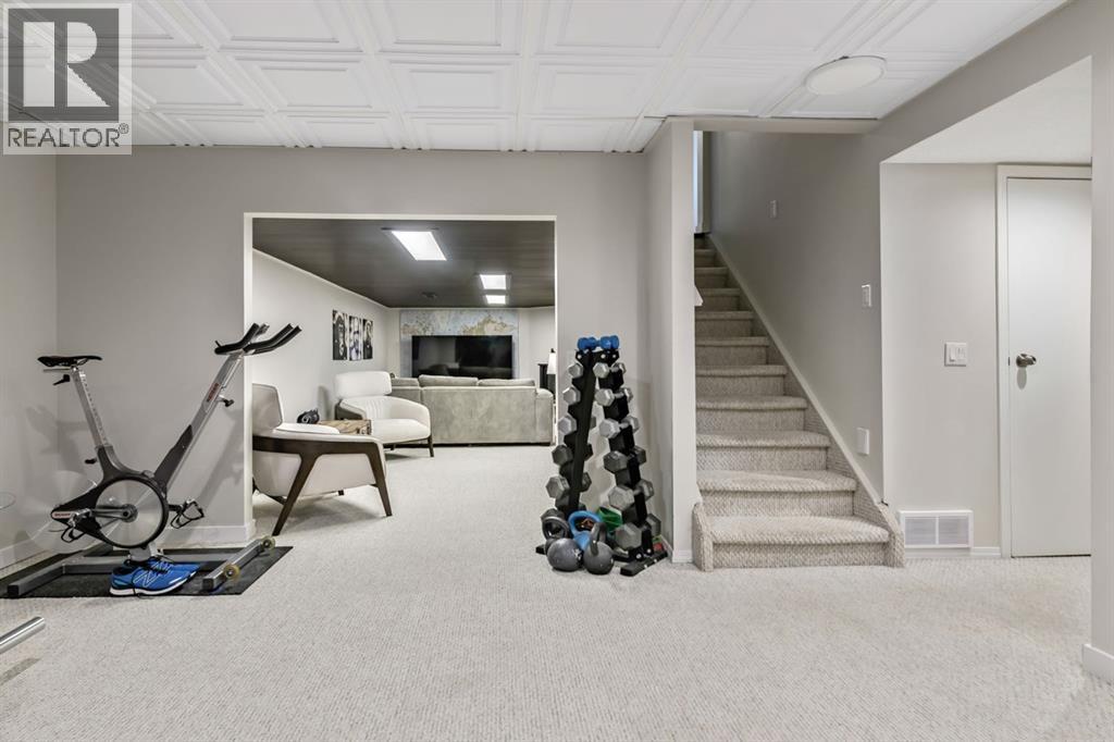 263 Silvergrove Place NW - 42