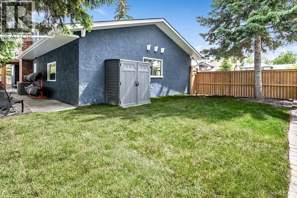263 Silvergrove Place NW - 49