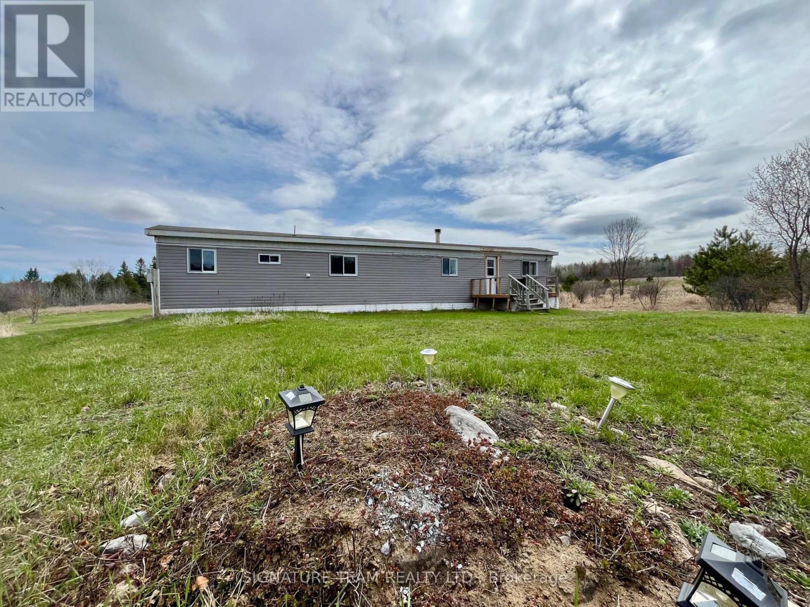 3092 SCOTCH BUSH ROAD - 1