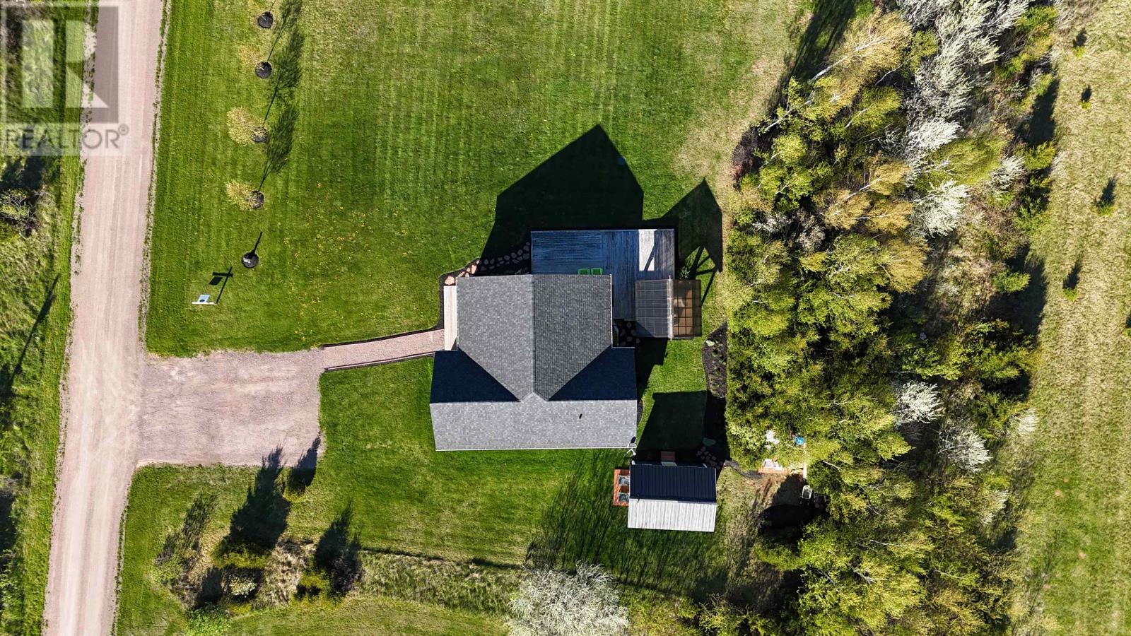42 Blue Heron Crescent - 46
