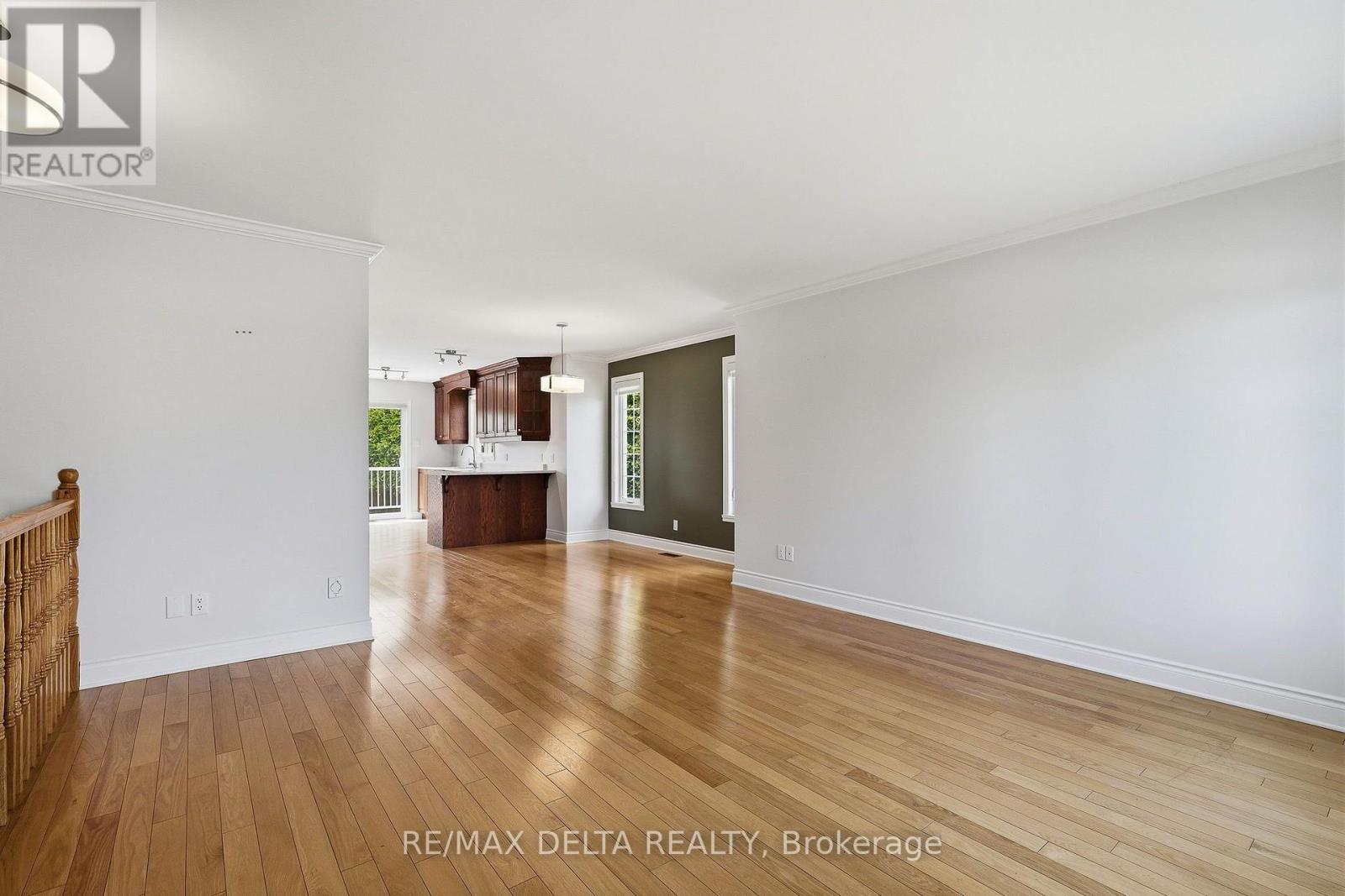 131 CALEDONIA ROAD - 10