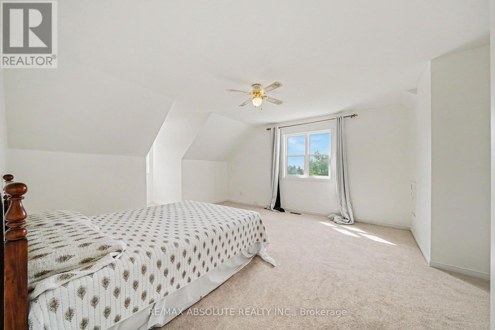 8306 BANK STREET - 18