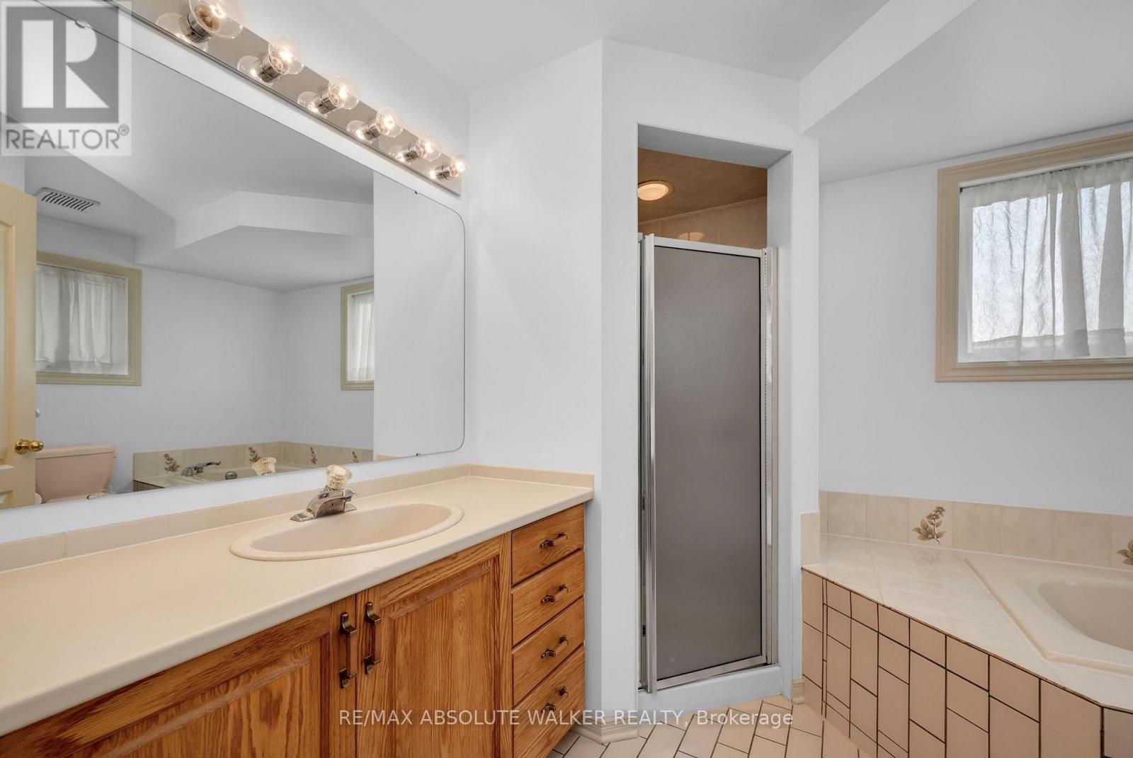 1889 ROSEWIND COURT - 29
