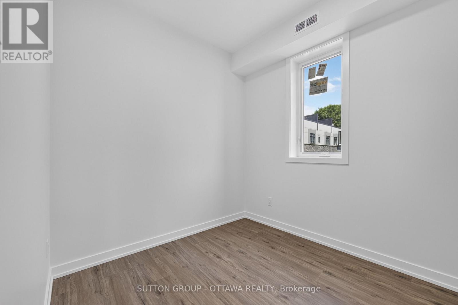 944 WOODROFFE AVENUE, Ottawa. Luxury613. By Peter Sagos - Image 10