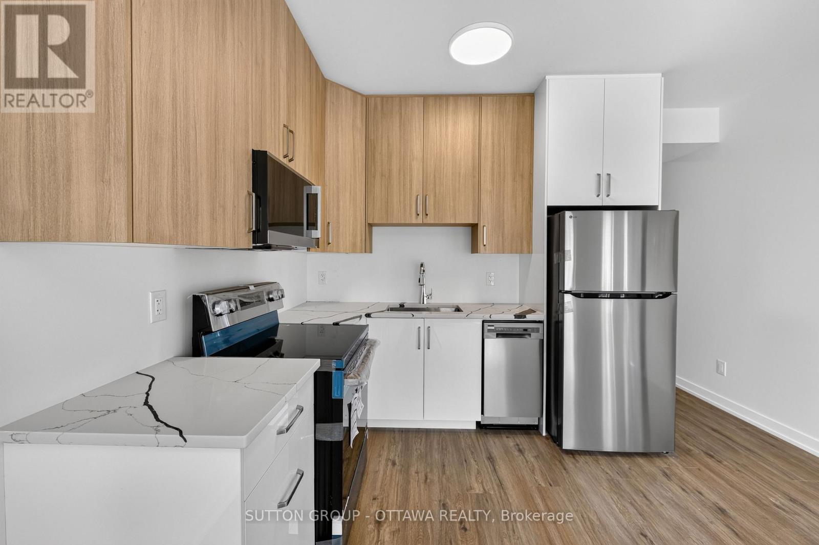 944 WOODROFFE AVENUE, Ottawa. Luxury613. By Peter Sagos - Image 6