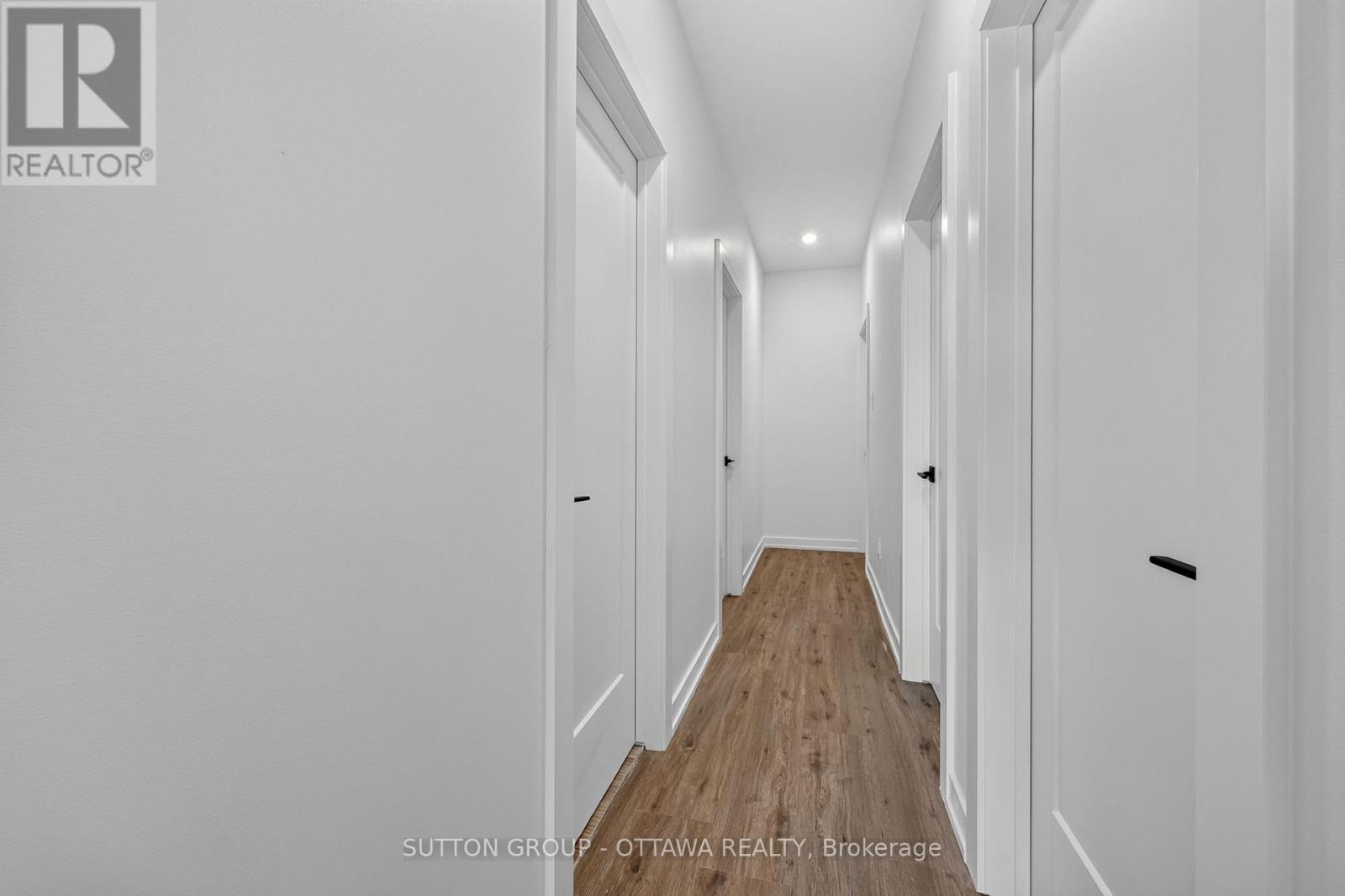 944 WOODROFFE AVENUE, Ottawa. Luxury613. By Peter Sagos - Image 8