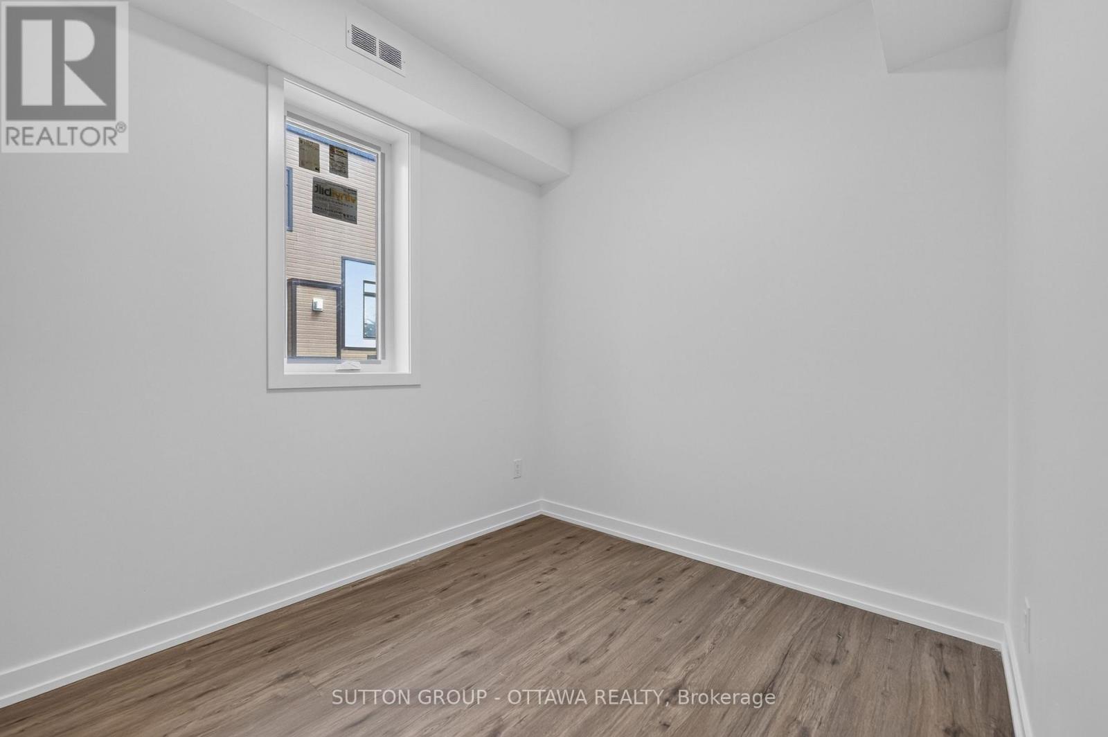 944 WOODROFFE AVENUE, Ottawa. Luxury613. By Peter Sagos - Image 9