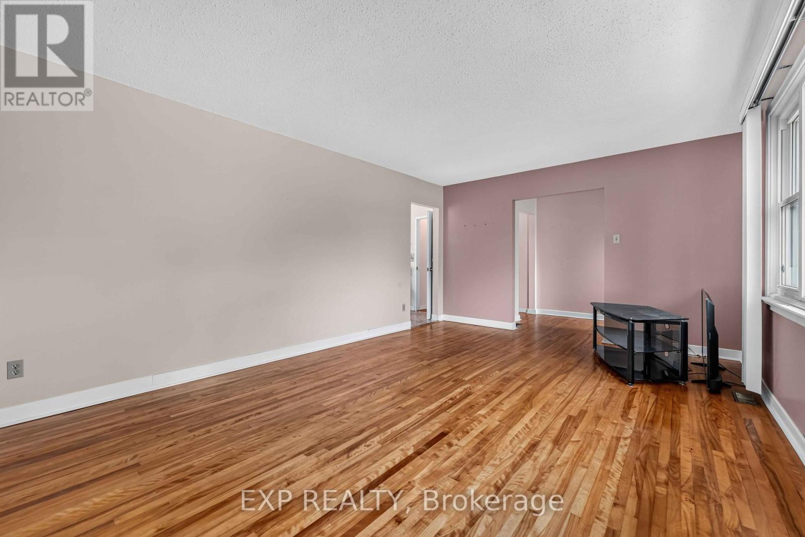 1613 QUEENSDALE AVENUE, Ottawa. Luxury613. By Peter Sagos - Image 8