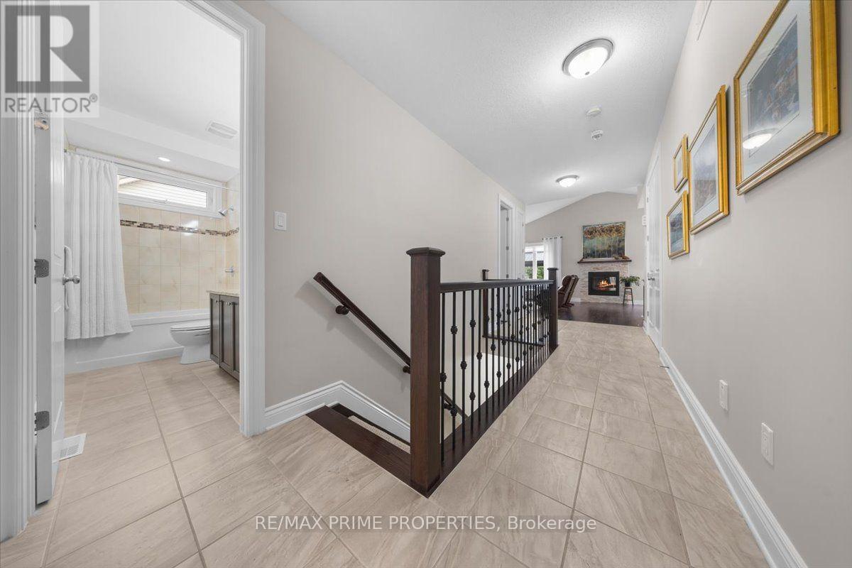 817 PLATINUM STREET - Image 20