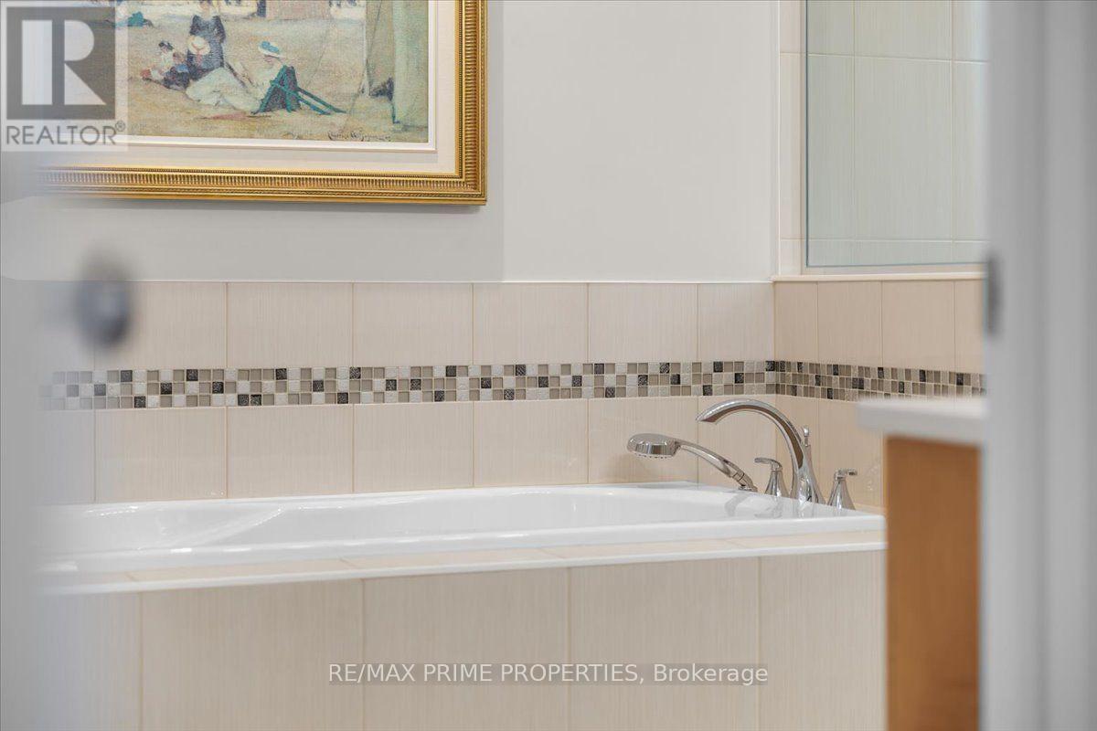 817 PLATINUM STREET - Image 24
