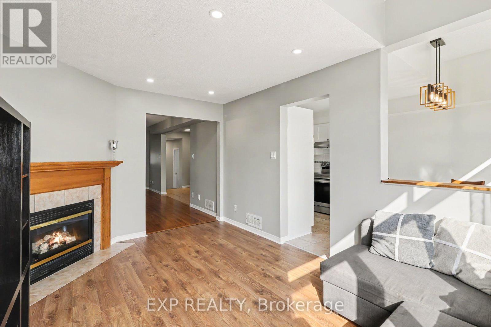 203 DUNTROON CIRCLE, Ottawa. Luxury613. By Peter Sagos - Image 18