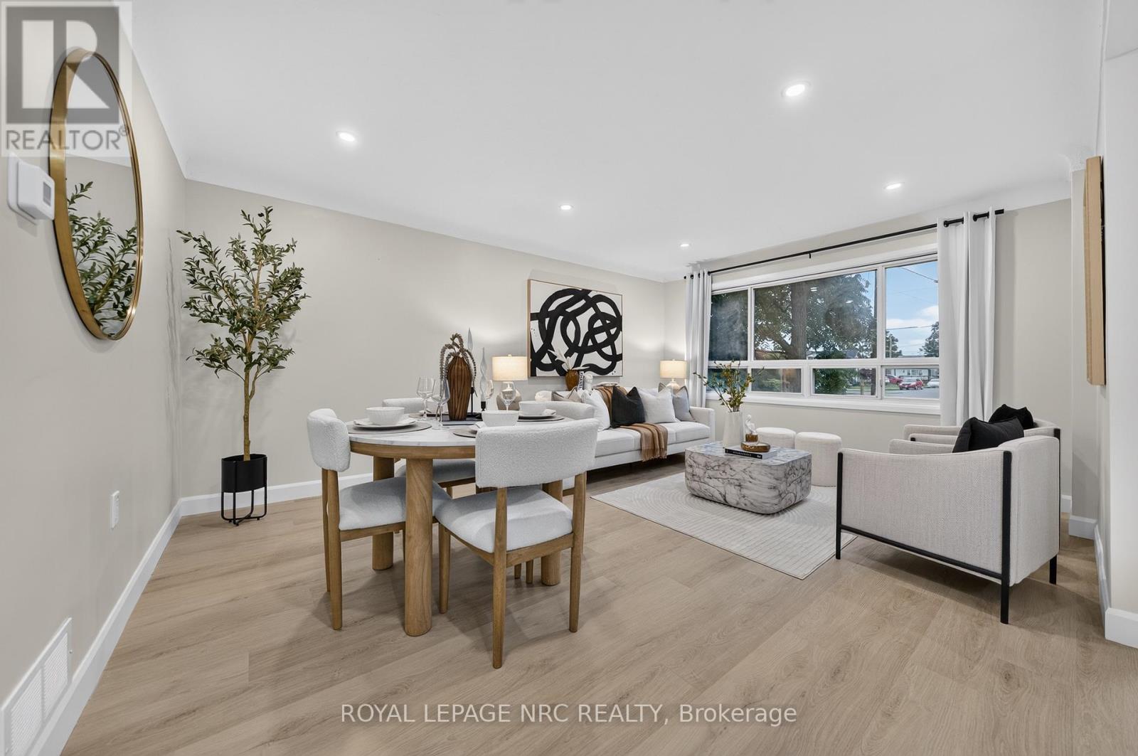 70 RICHMOND STREET - 8