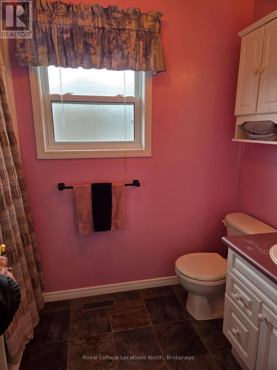 4 ST JAMES PLACE - 19
