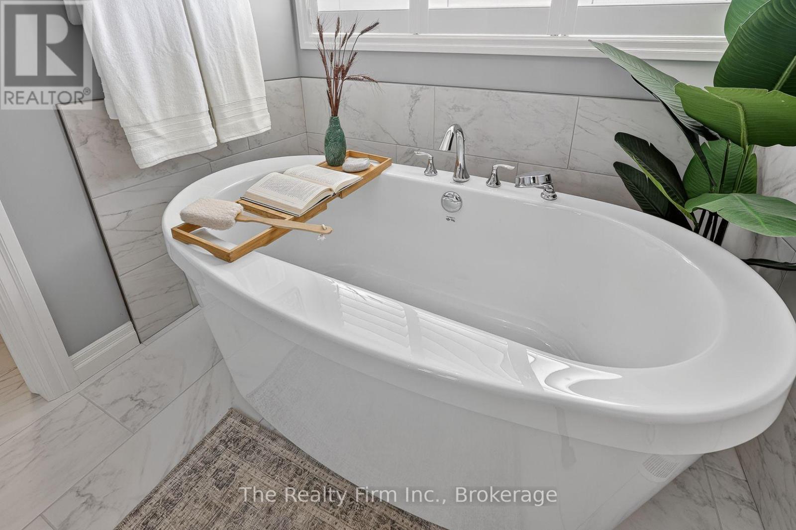 193 HEMLOCK STREET - Image 23