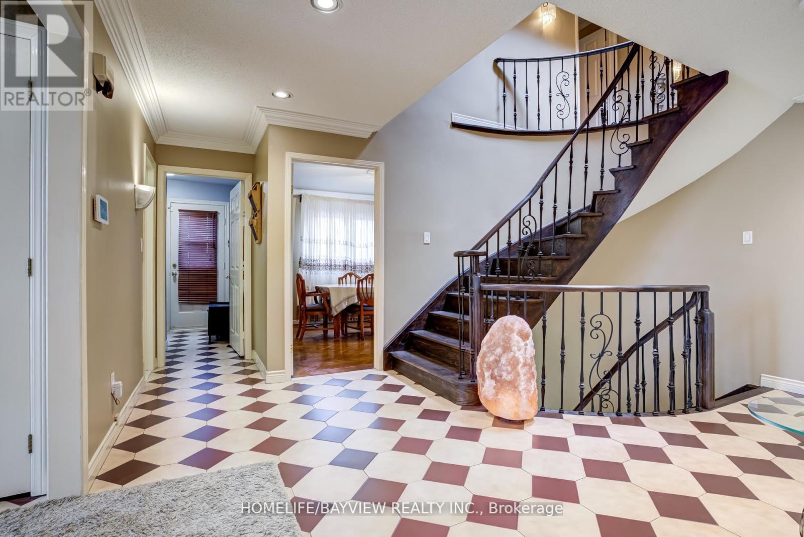 54 AIRDRIE DRIVE - 16