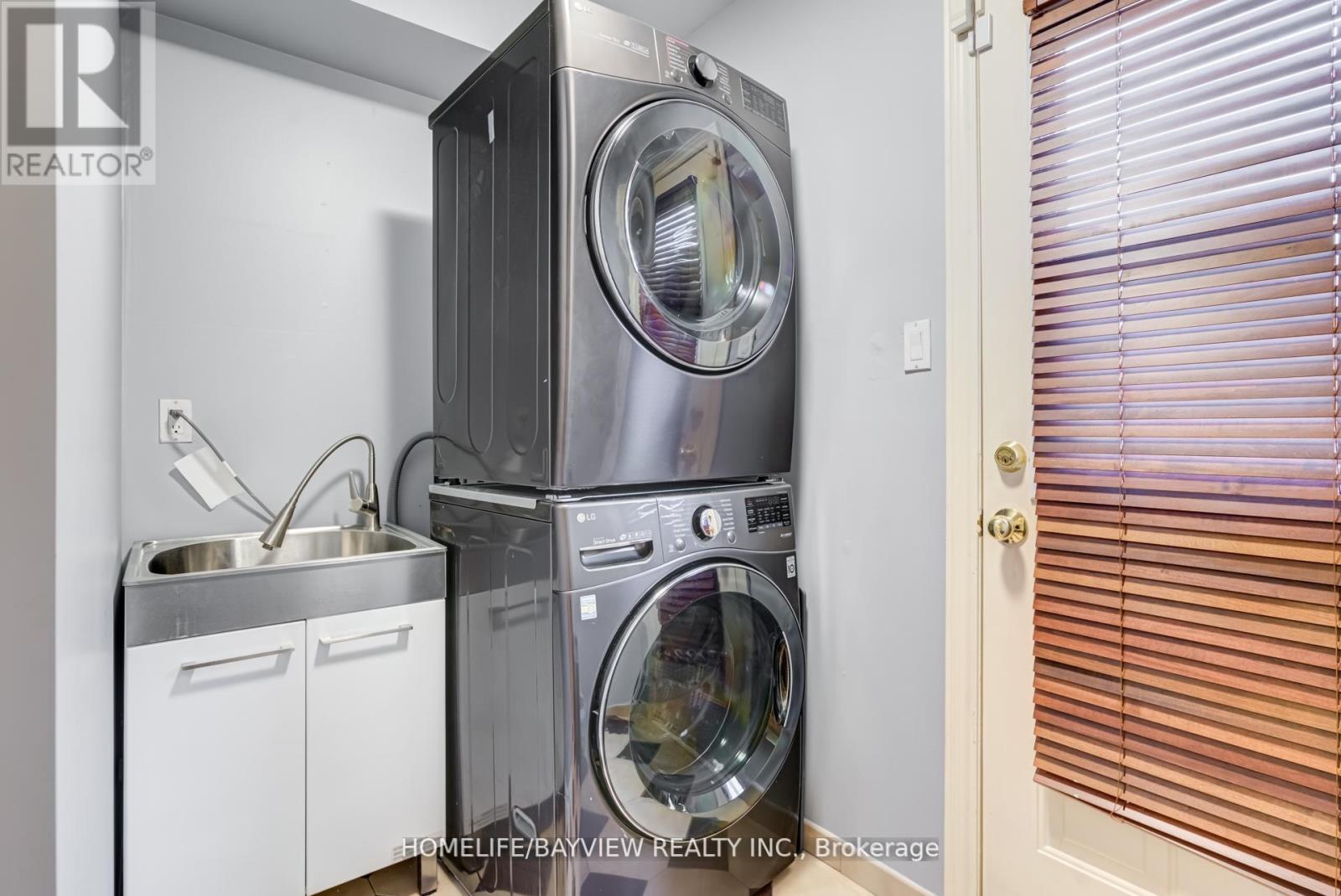 54 AIRDRIE DRIVE - 15