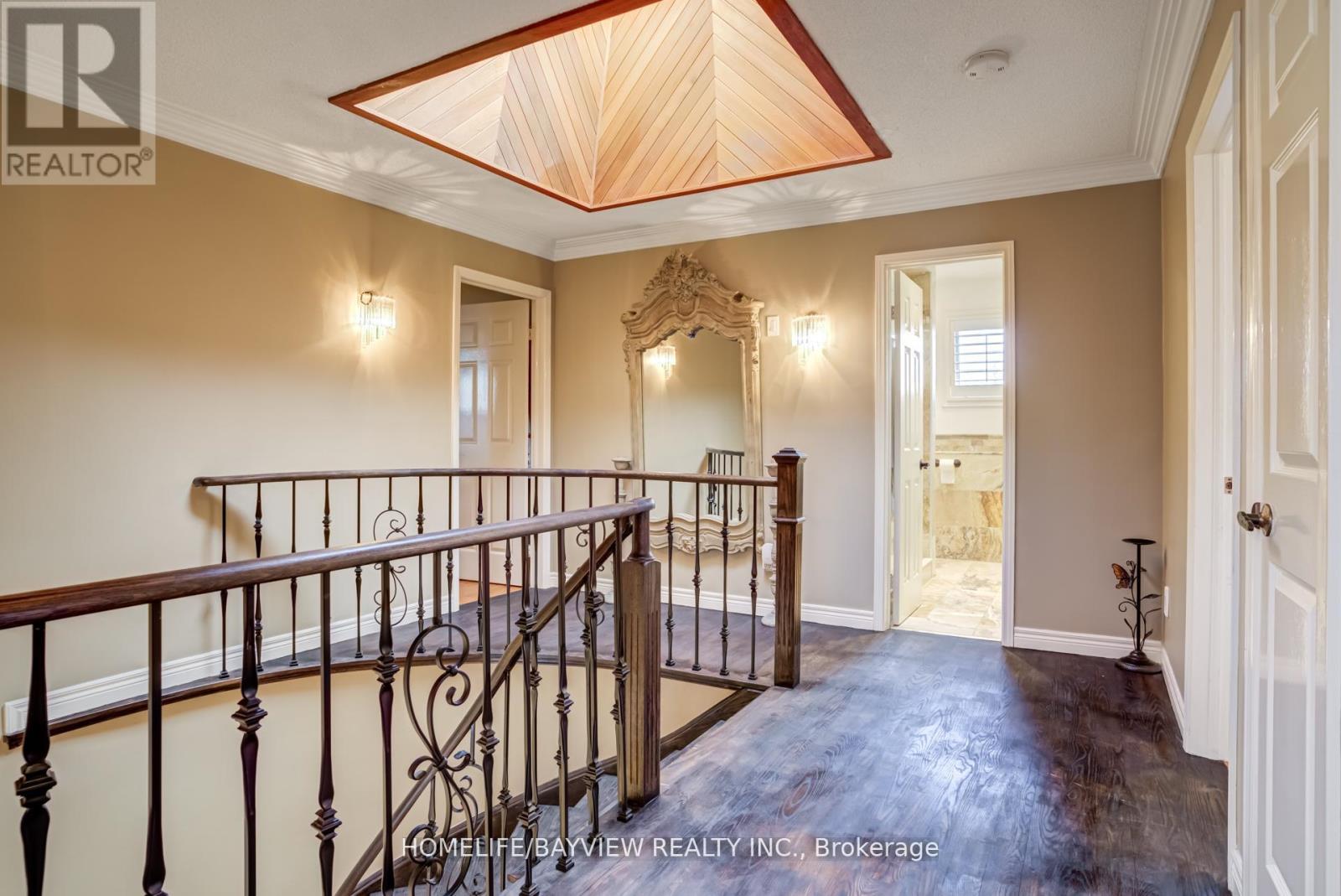 54 AIRDRIE DRIVE - 17