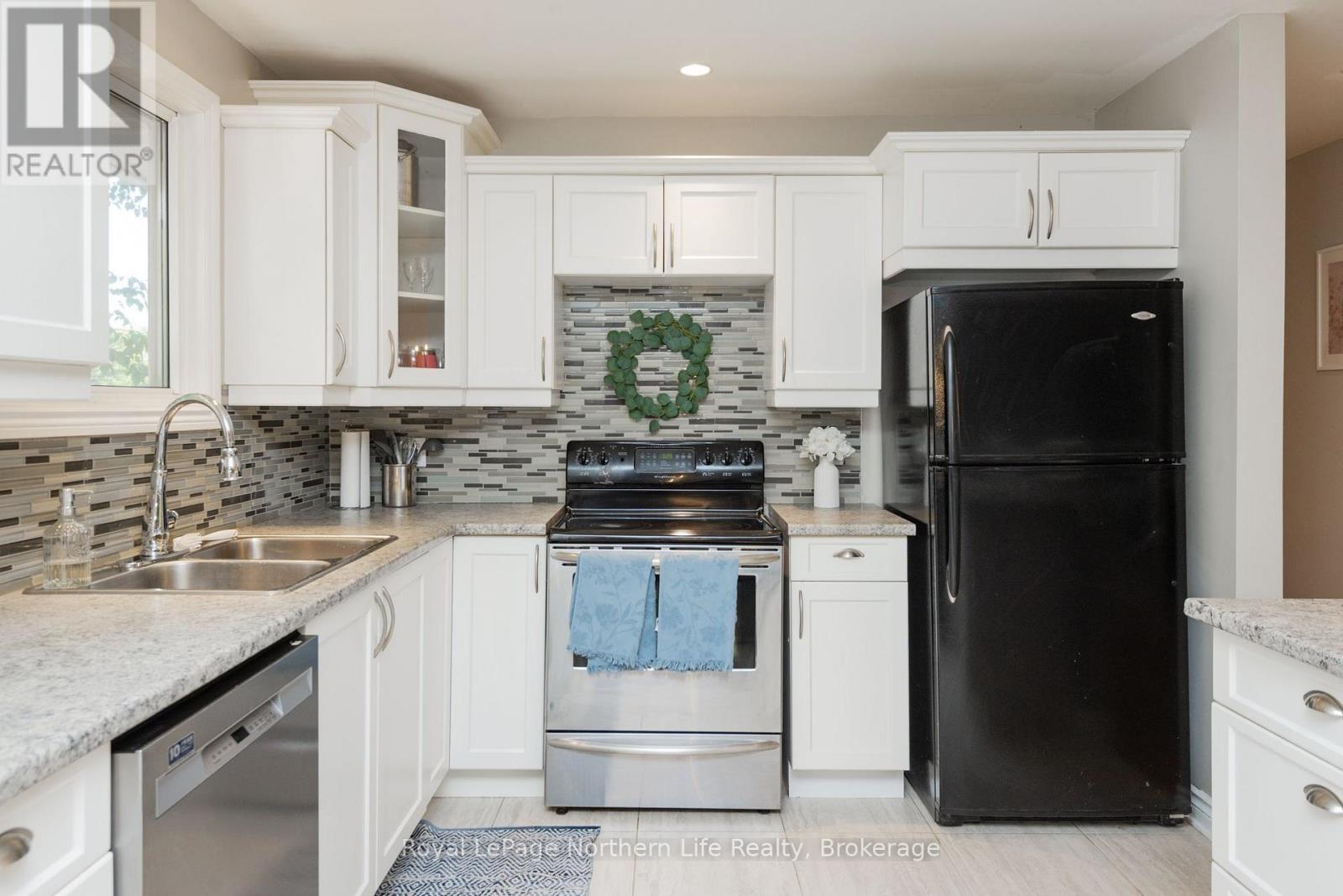 155 TWEEDSMUIR DRIVE - Image 10