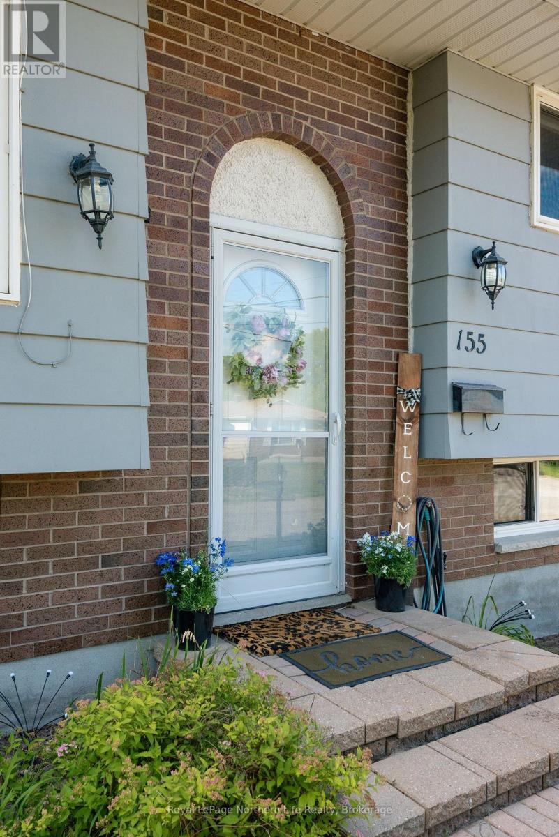 155 TWEEDSMUIR DRIVE - Image 4