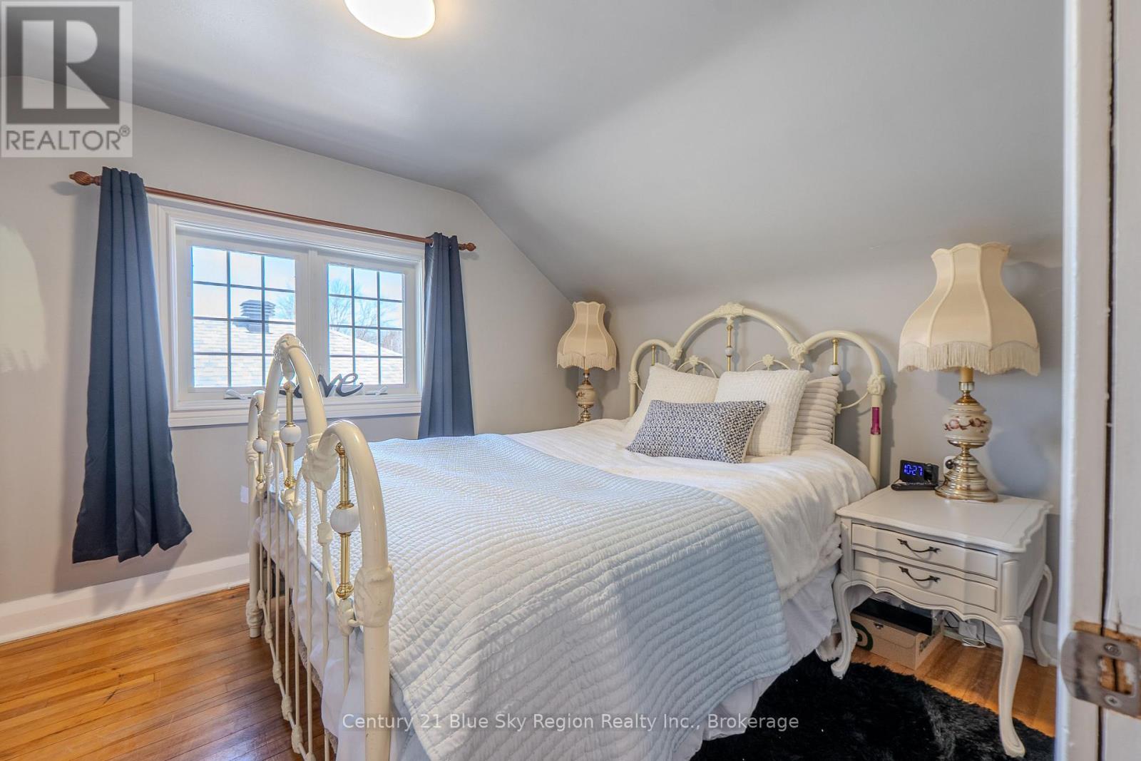 137 WHITNEY AVENUE - 20