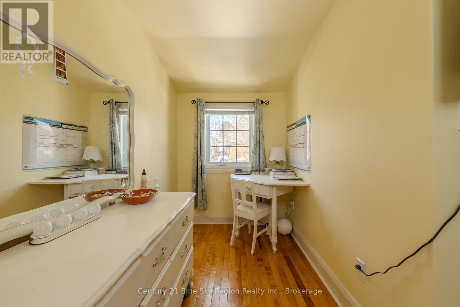 137 WHITNEY AVENUE - 25