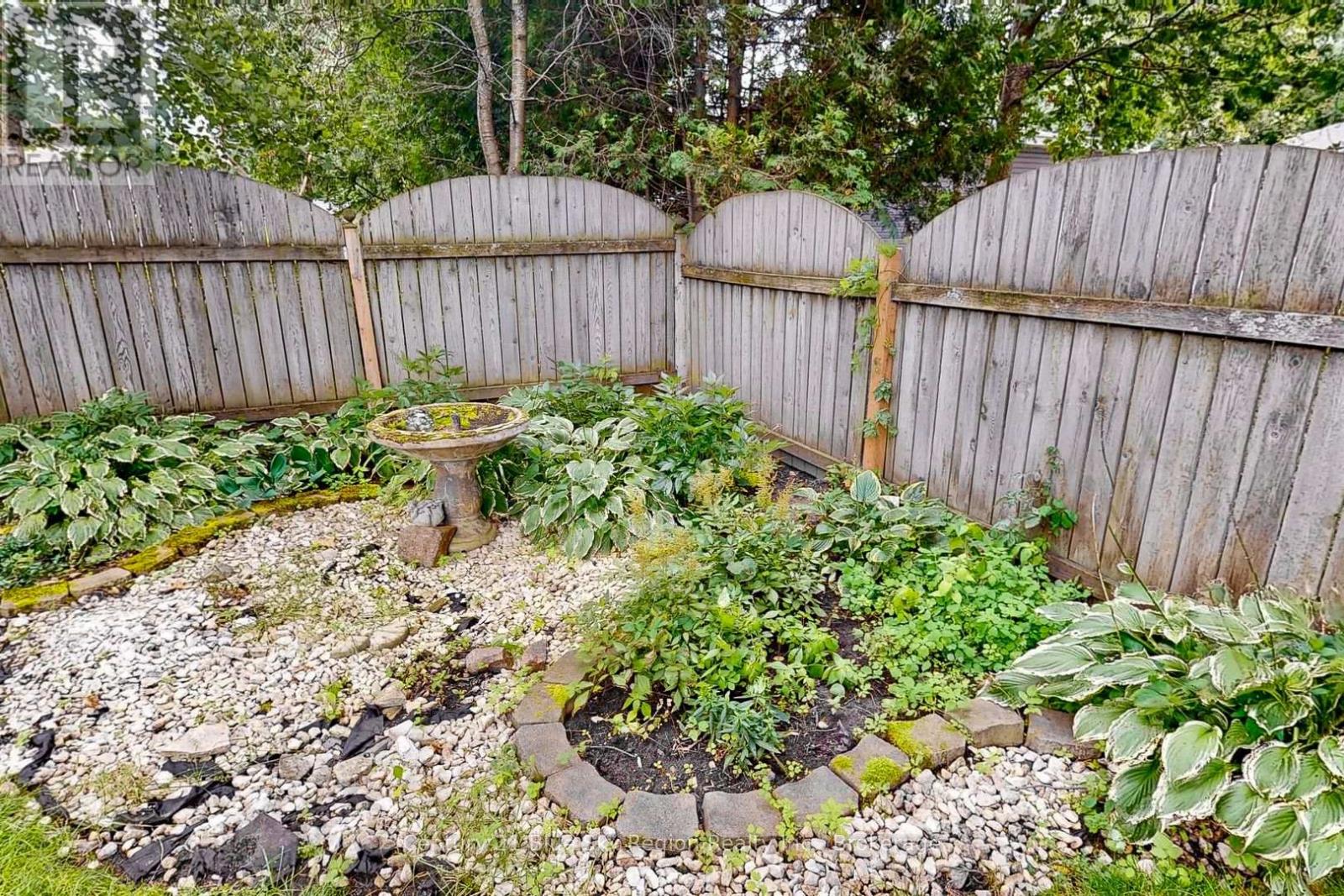 137 WHITNEY AVENUE - 35