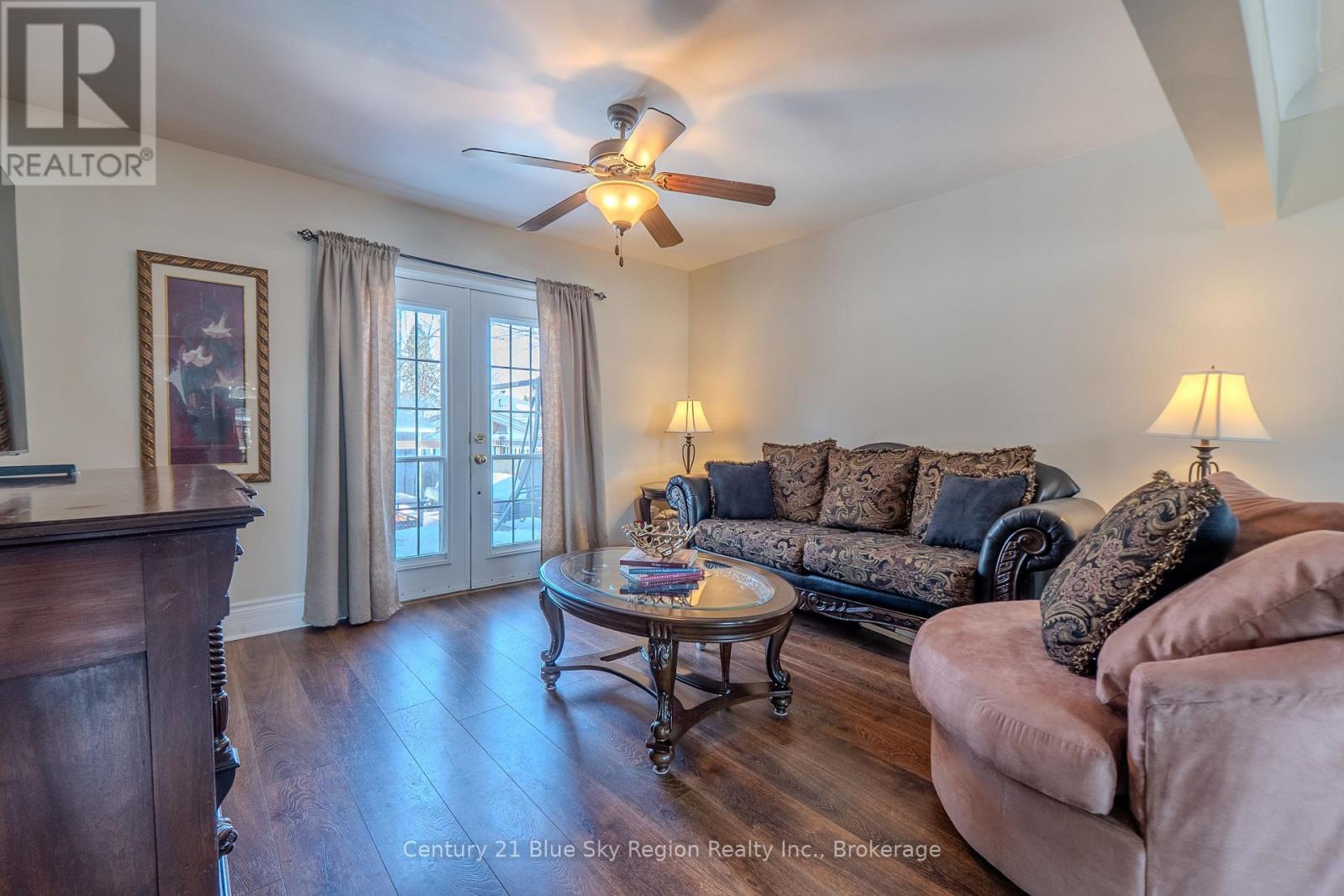 137 WHITNEY AVENUE - 7