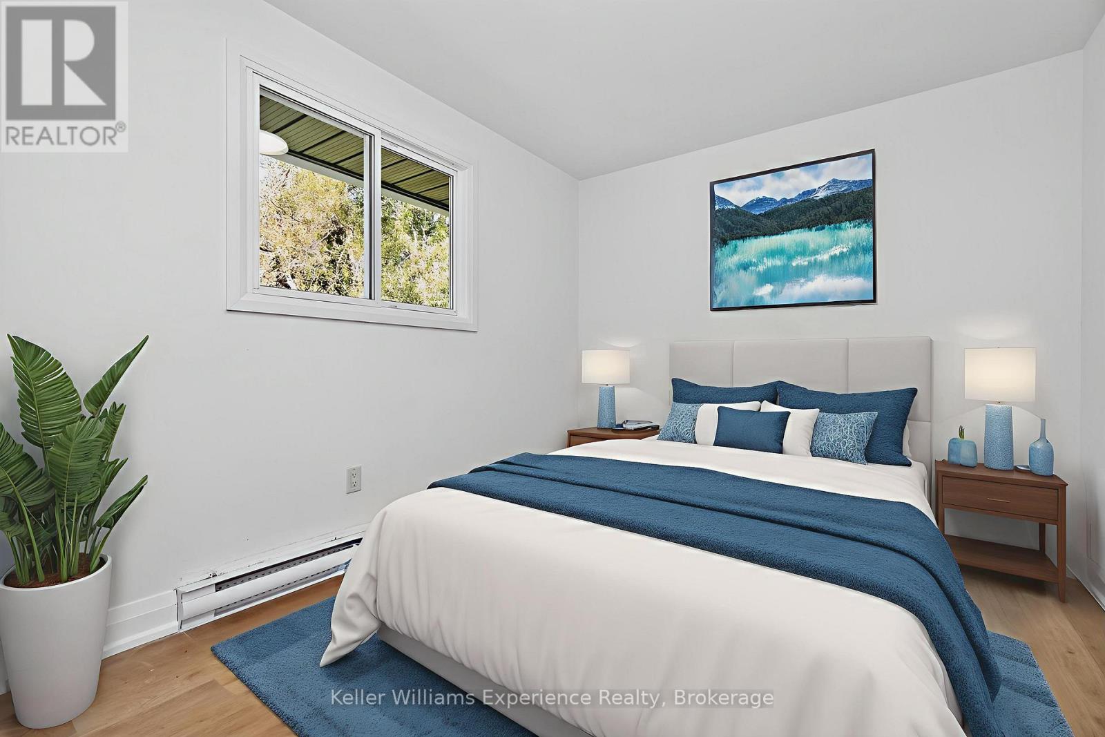 556 CHAMPLAIN ROAD - 18