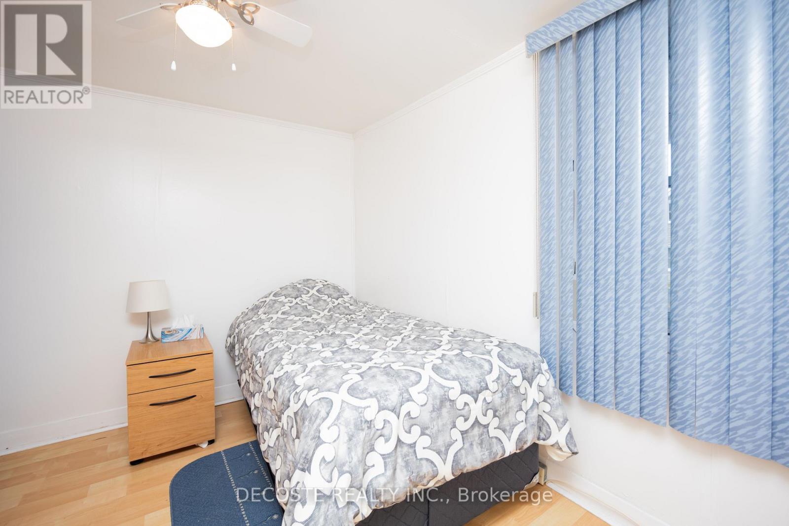 290 EAST BOUNDARY ROAD - 13