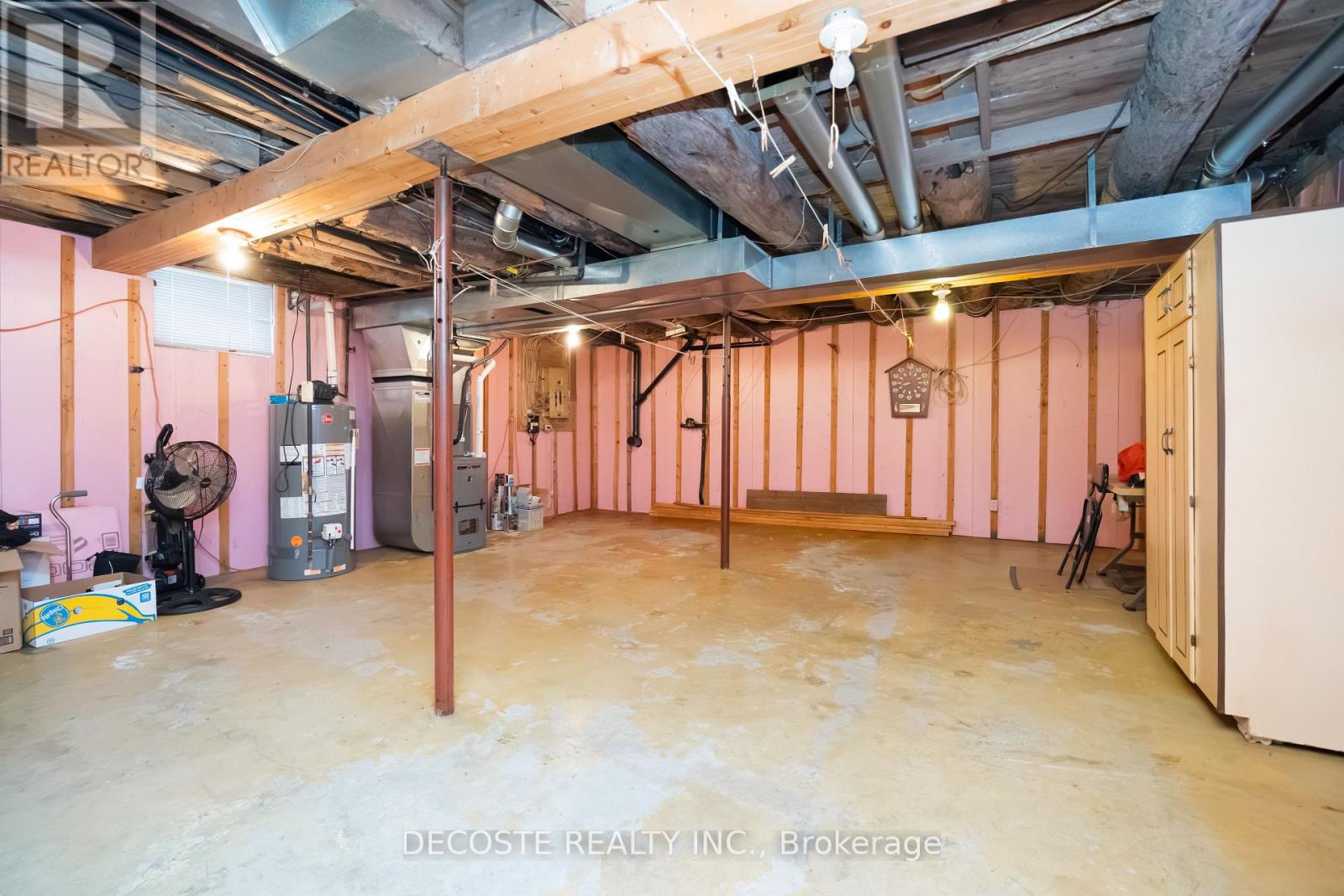 290 EAST BOUNDARY ROAD - 21