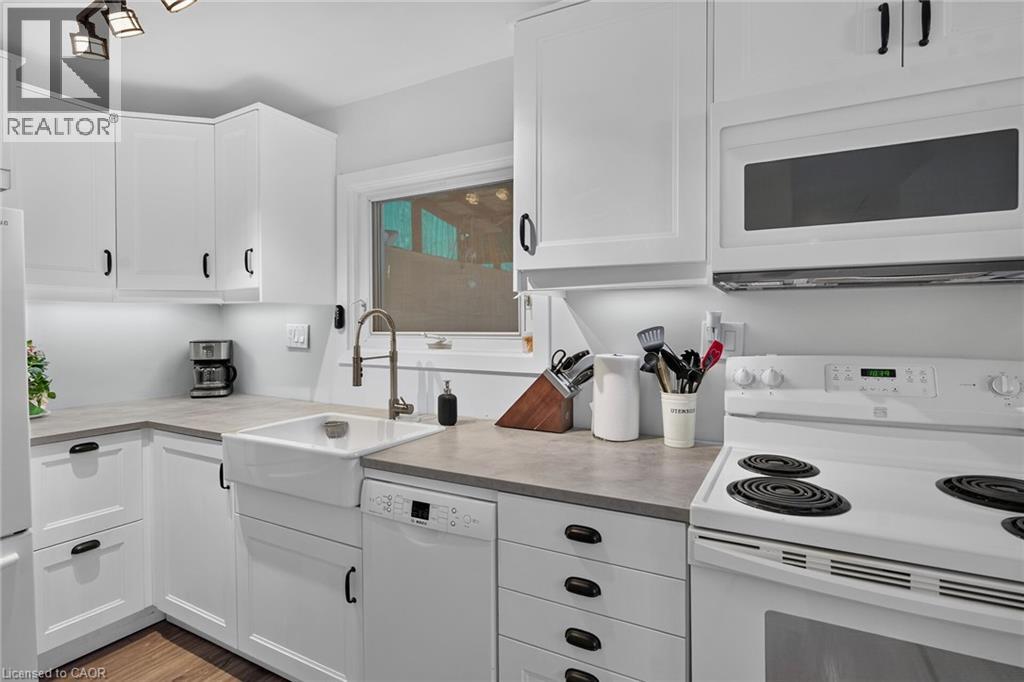 220 PALING Avenue - 18