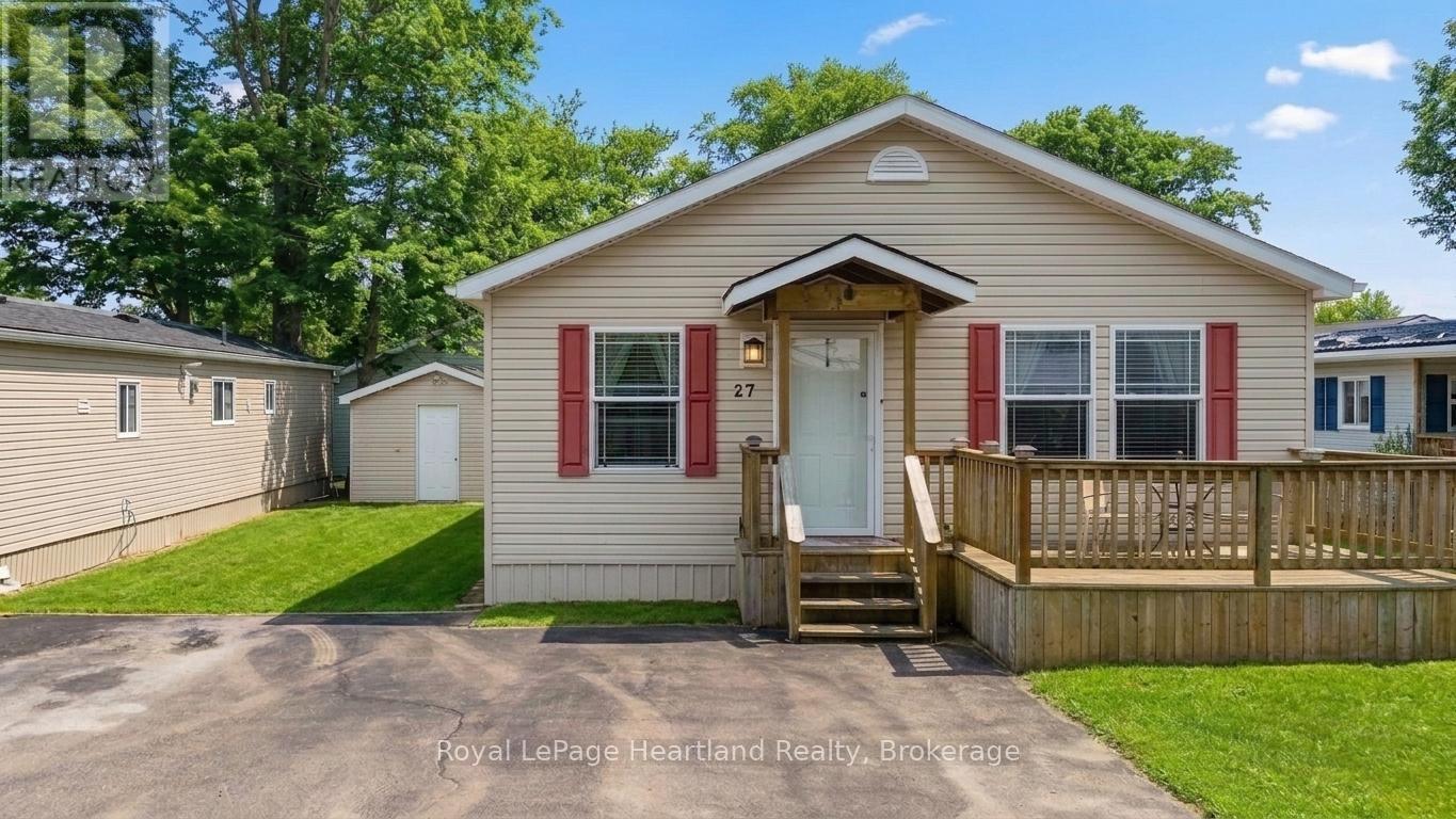 27 CHEYENNE LANE - 26
