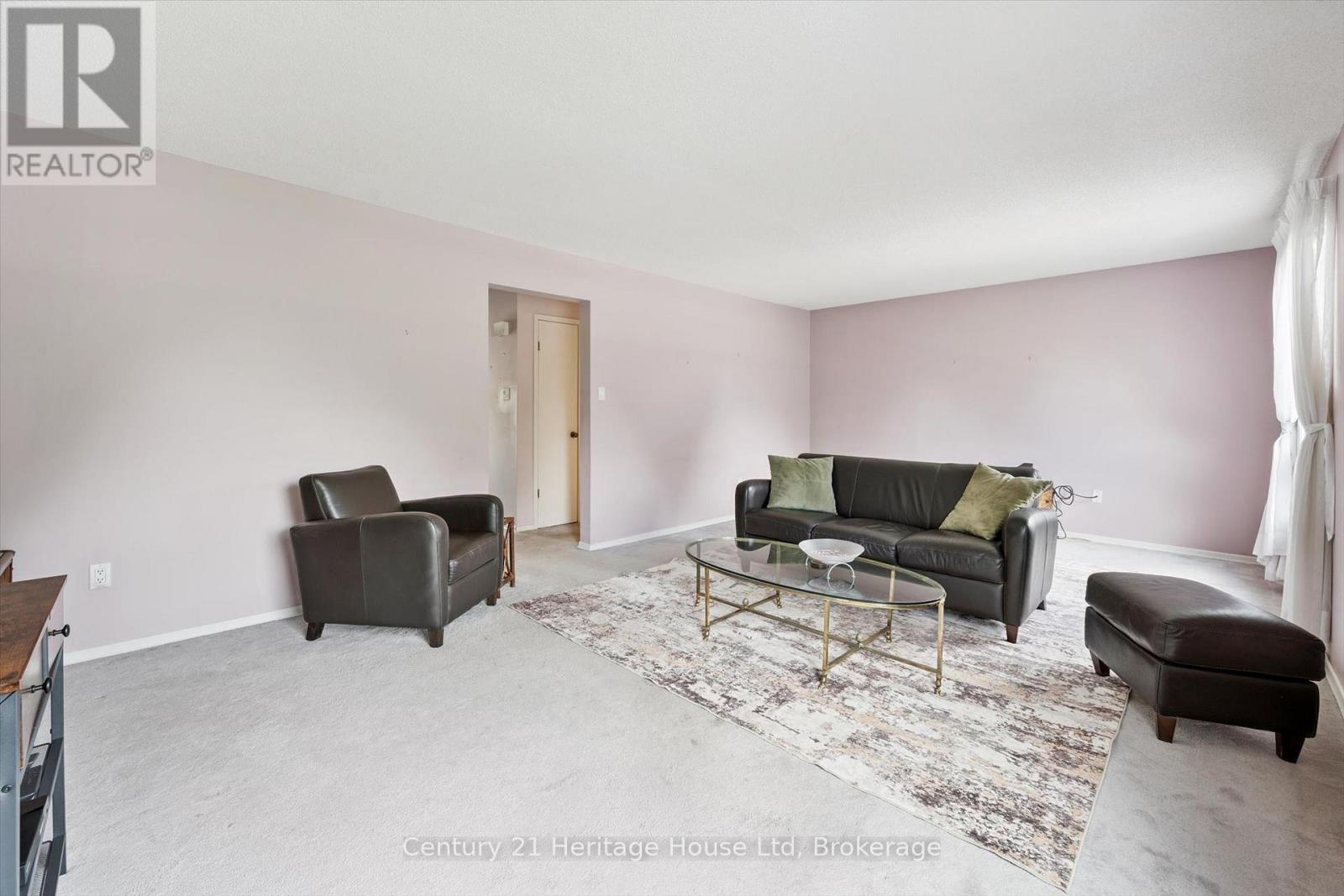 173 JANEFIELD AVENUE - 12