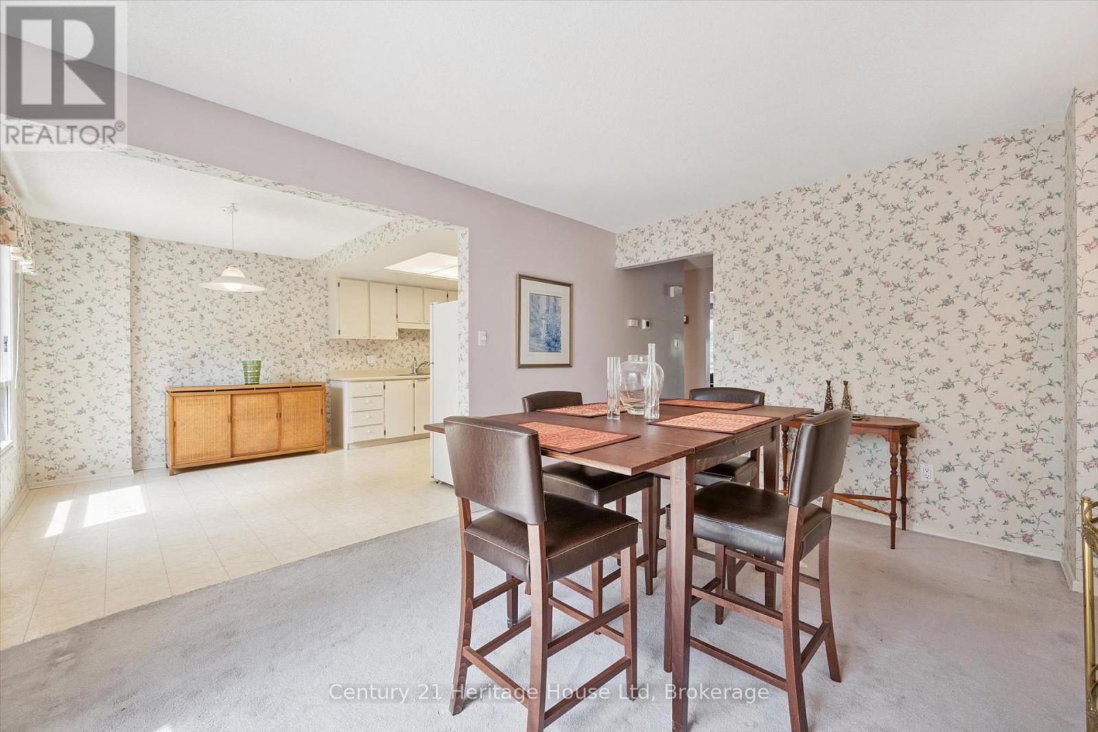 173 JANEFIELD AVENUE - 21