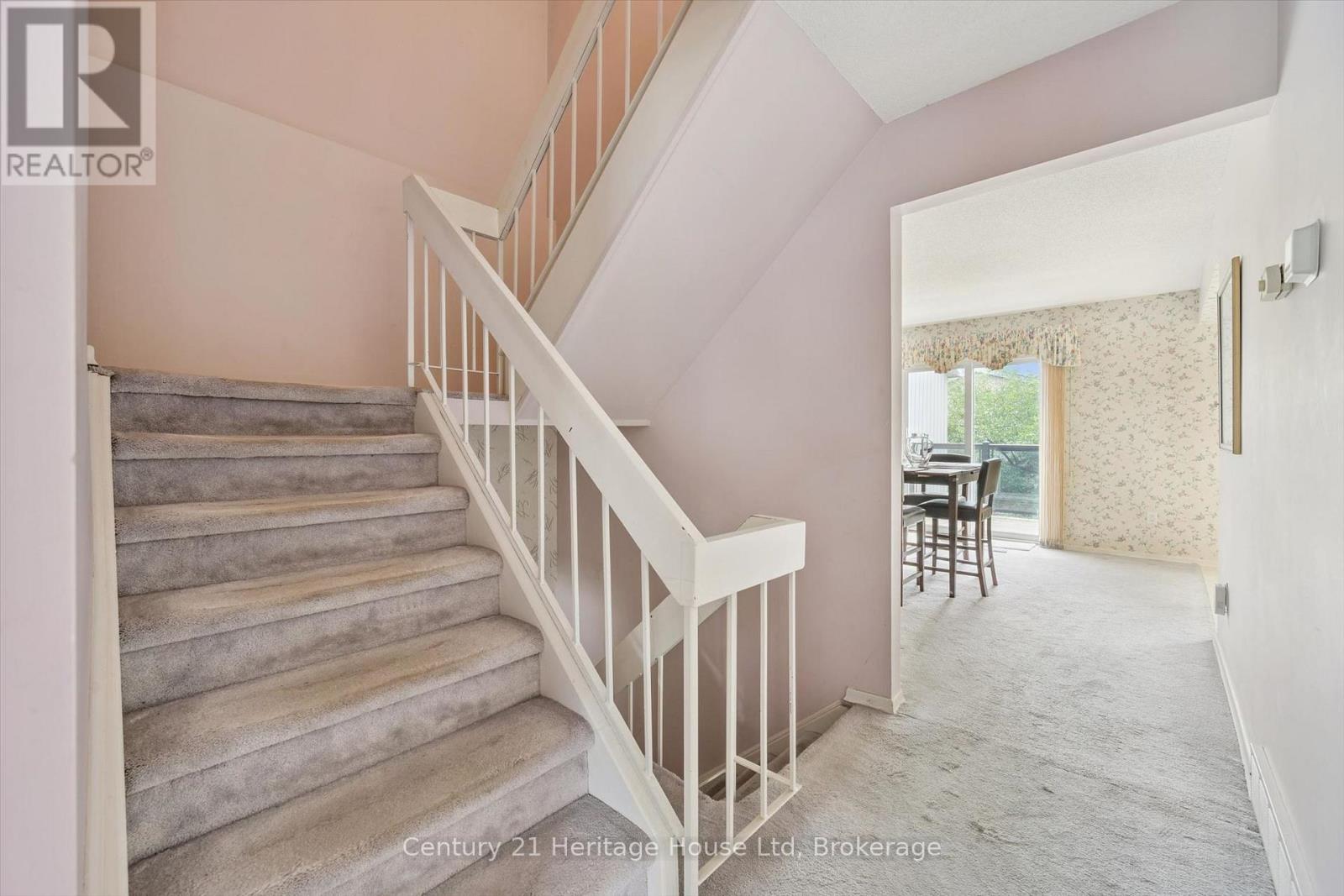 173 JANEFIELD AVENUE - 23