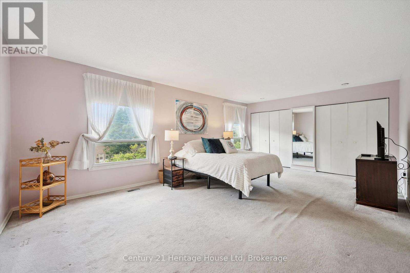 173 JANEFIELD AVENUE - 29